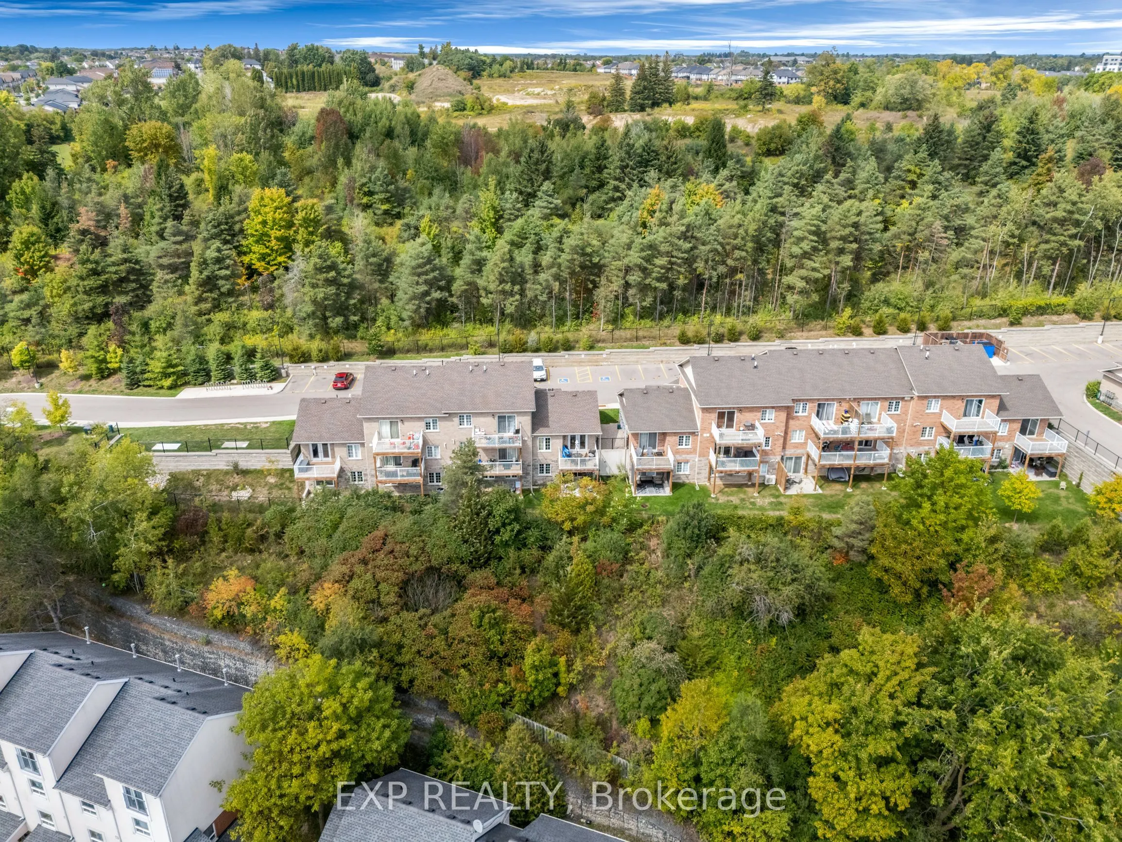 5 CITYVIEW Drive S, #103