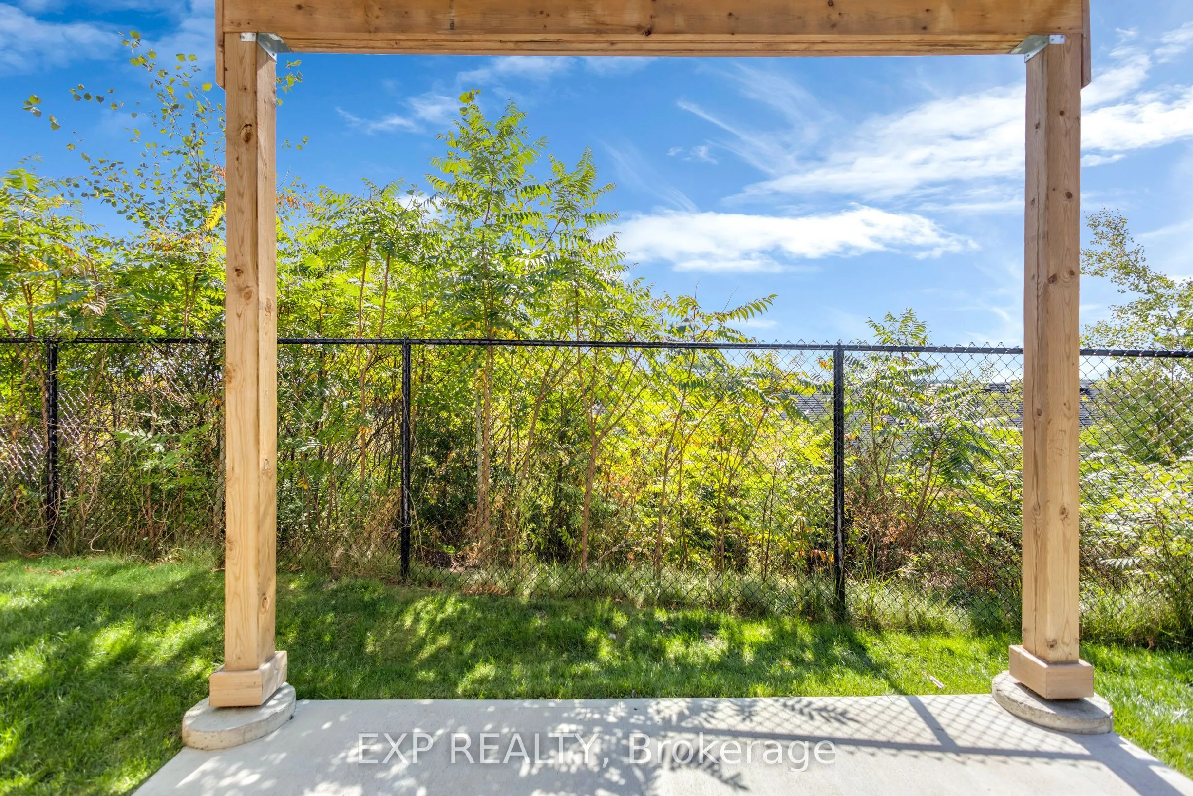 5 CITYVIEW Drive S, #103