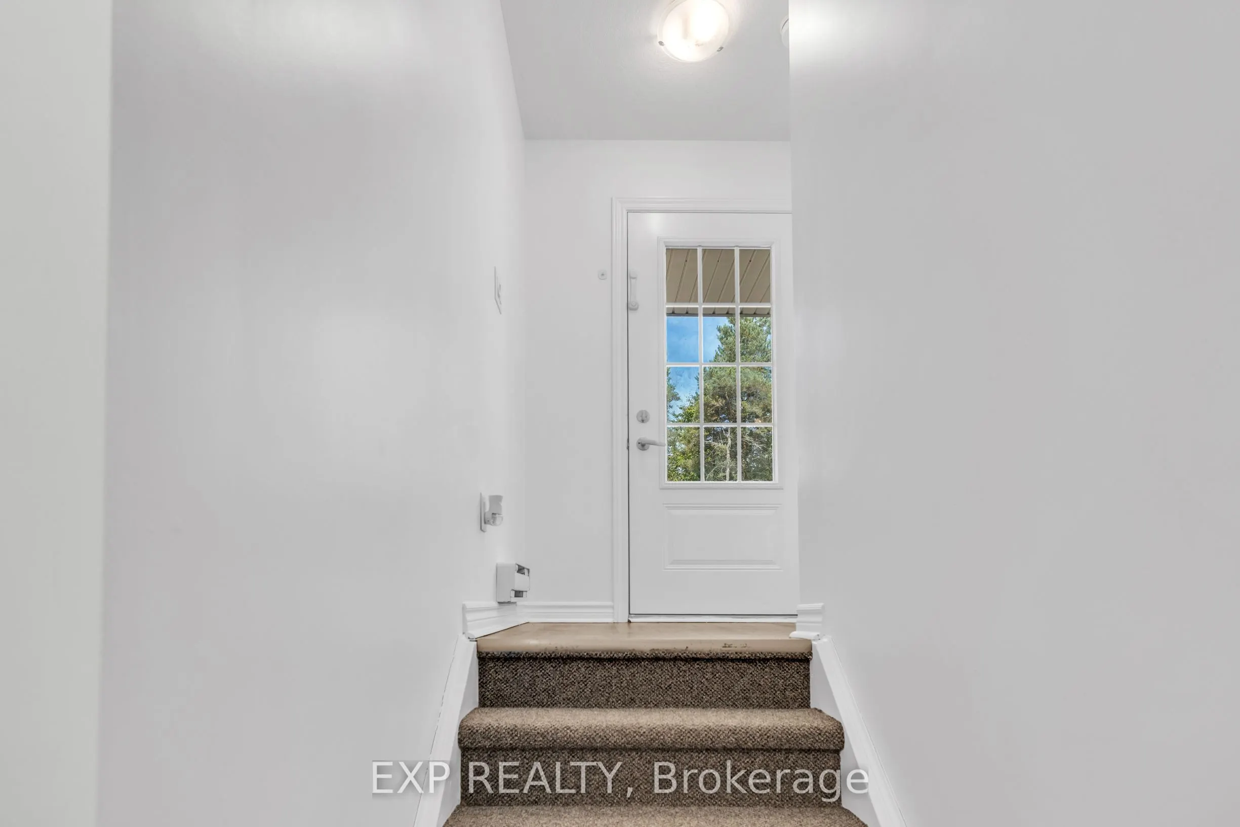 5 CITYVIEW Drive S, #103