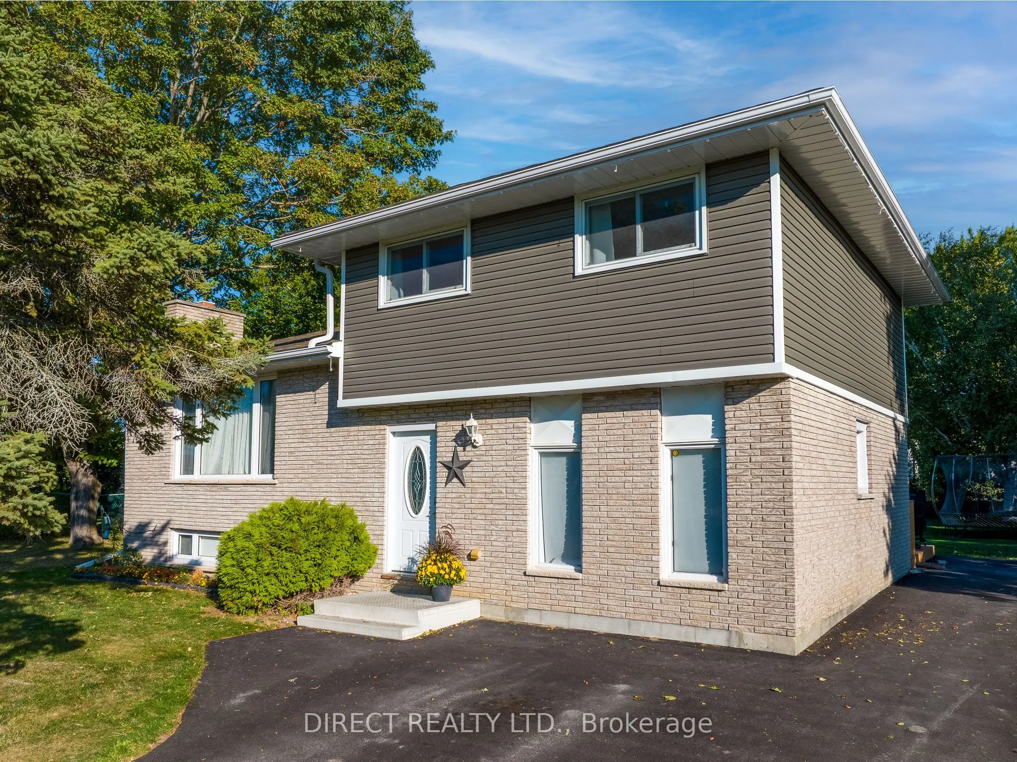 15 Lea Avenue