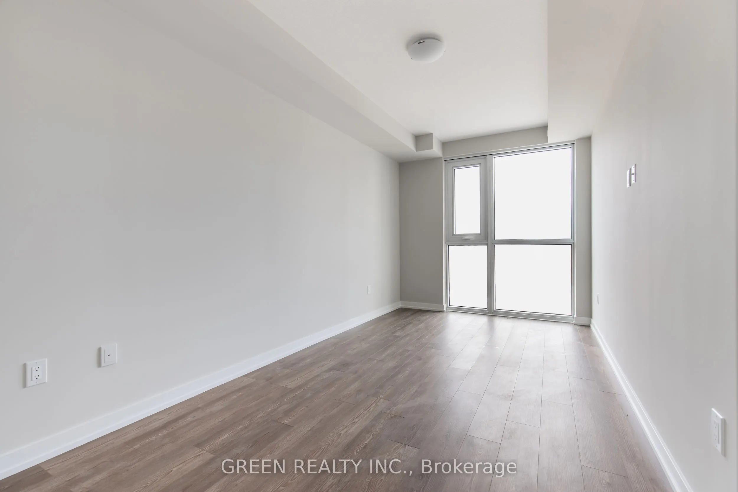 870 Queenston Road, #1406