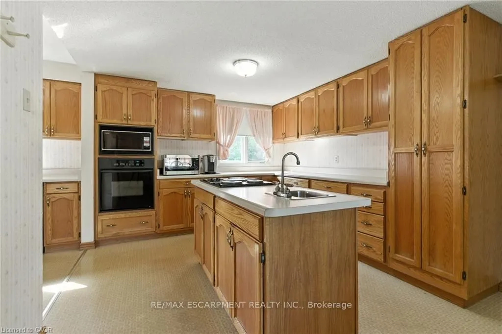 18 Jasper Drive
