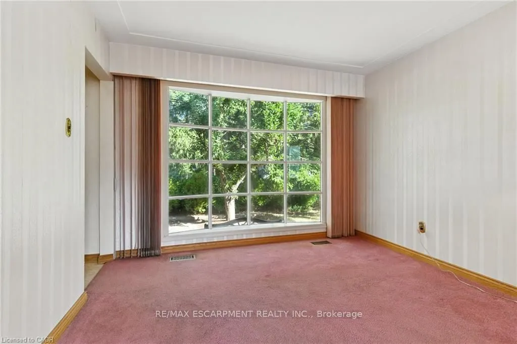 18 Jasper Drive