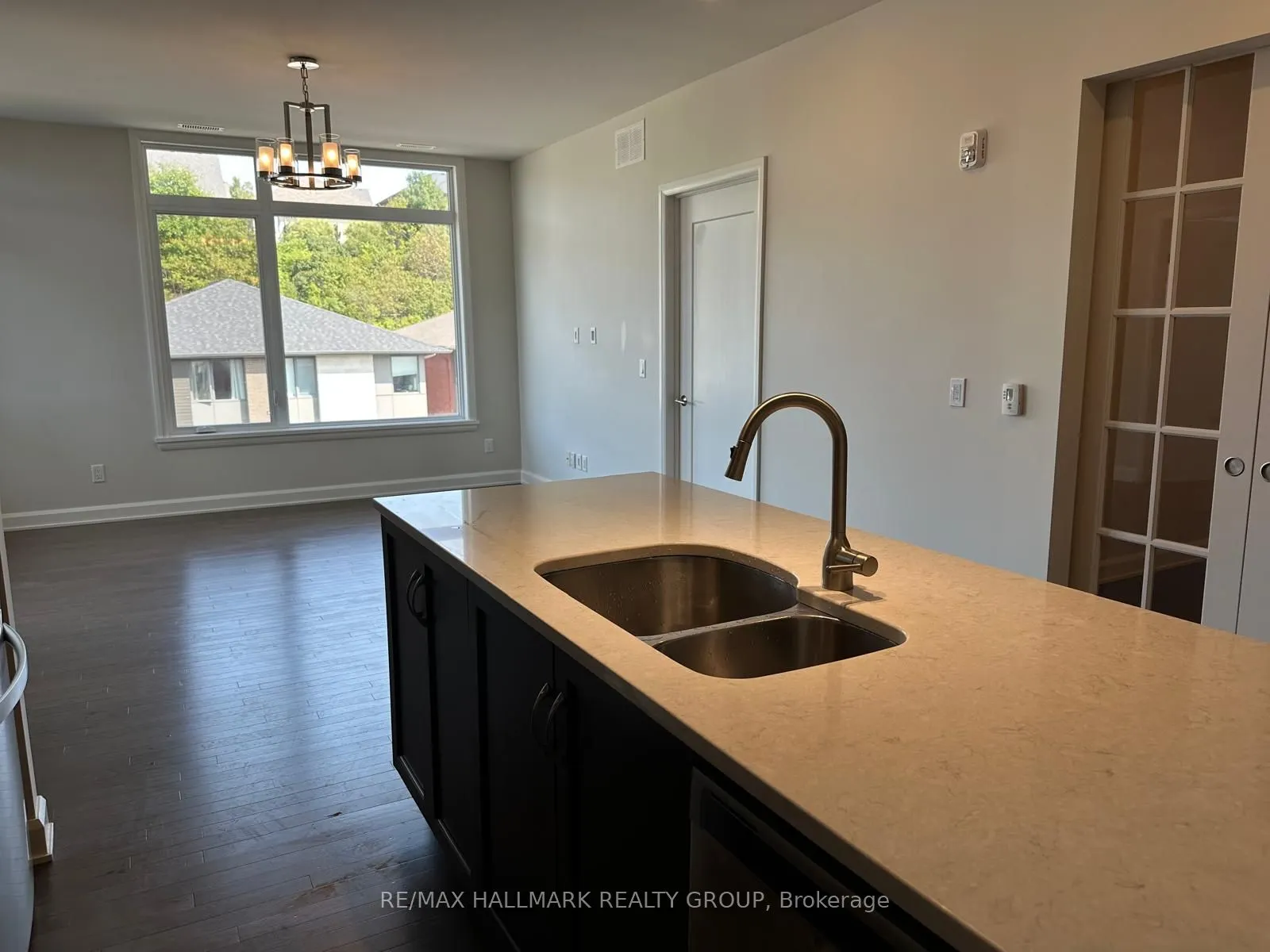 180 Boundstone Way, #304