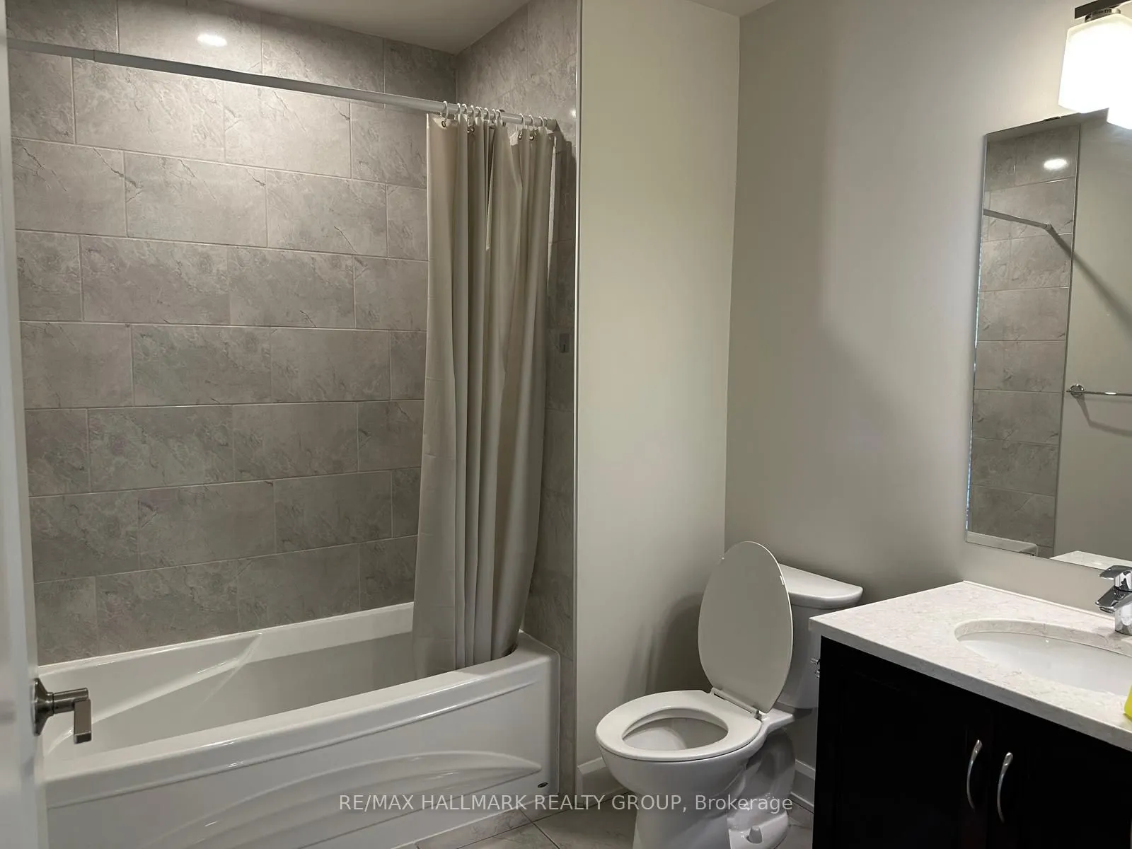 180 Boundstone Way, #304