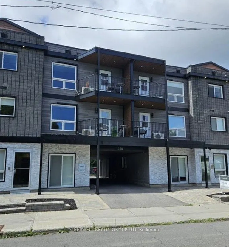 238 Carruthers Avenue