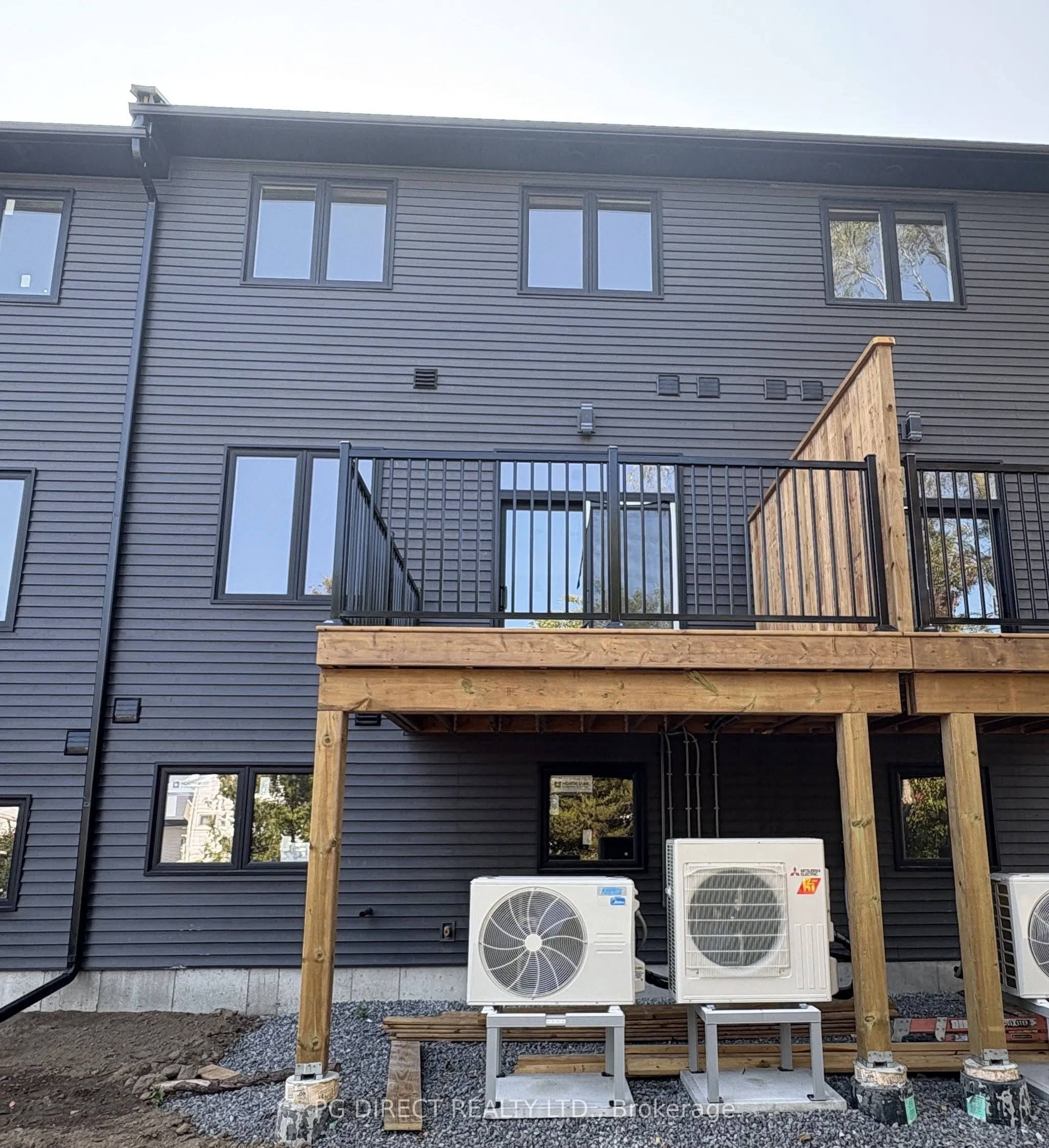 87 Maclellan Avenue