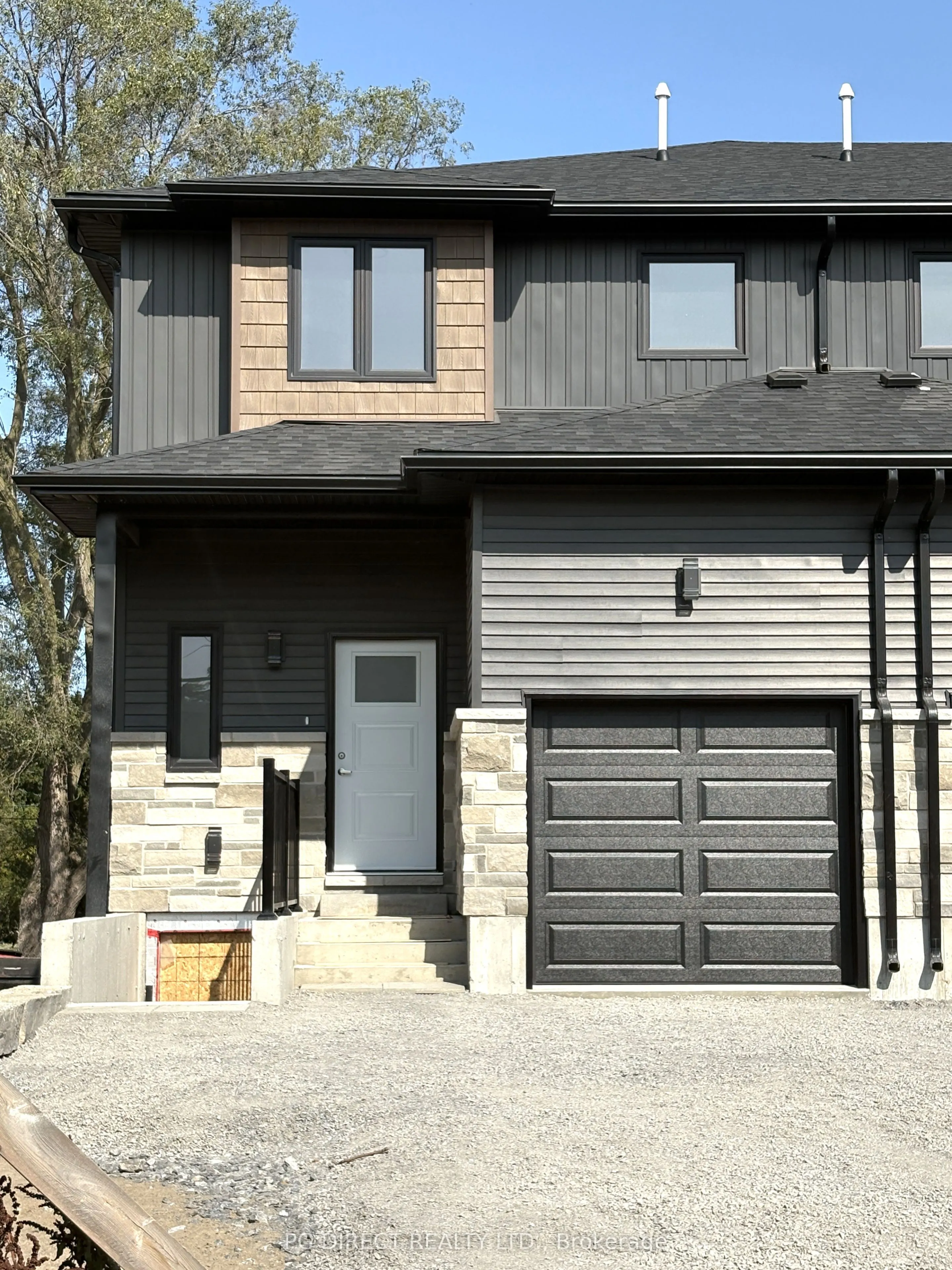 89 Maclellan Avenue