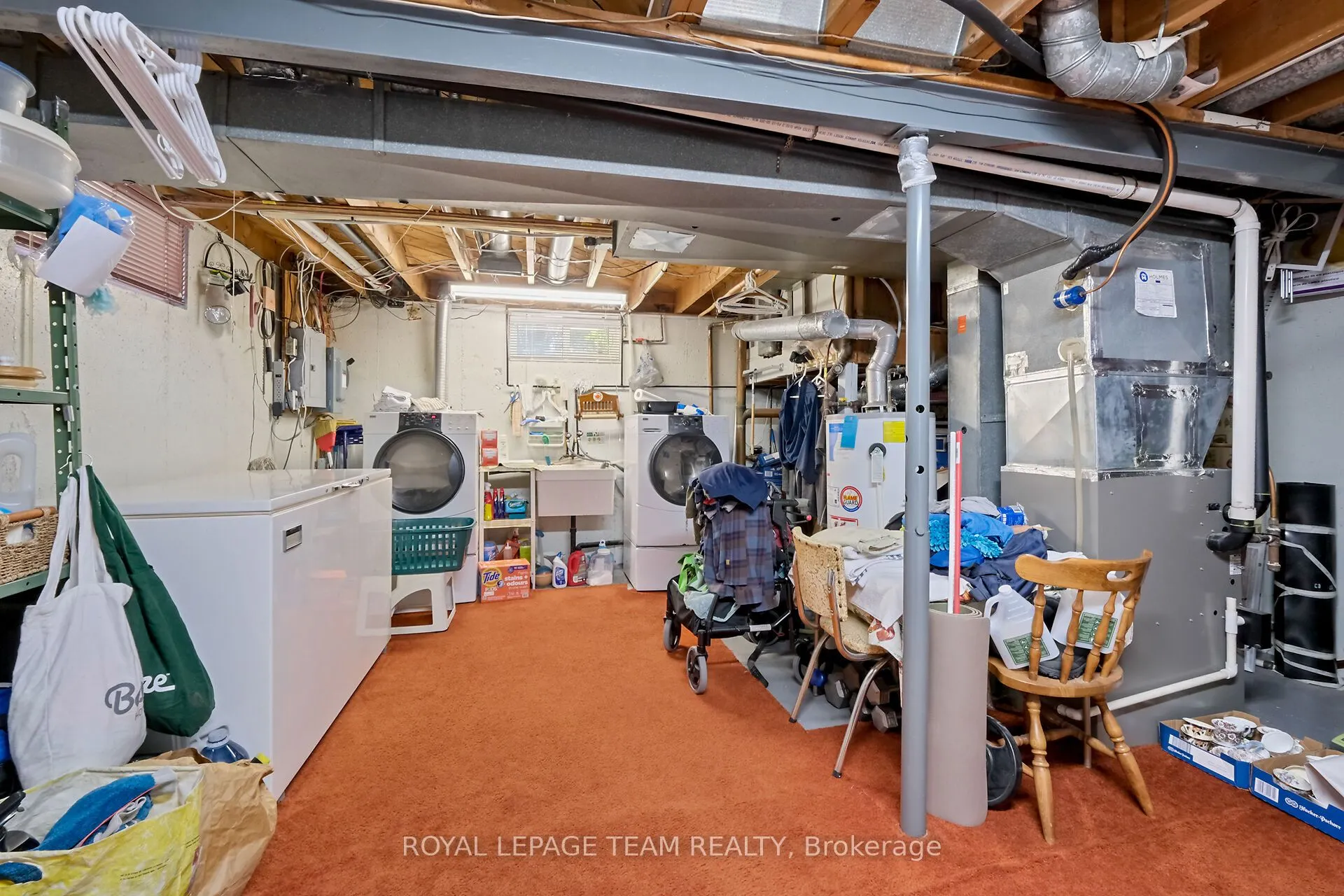 962 Dynes Road