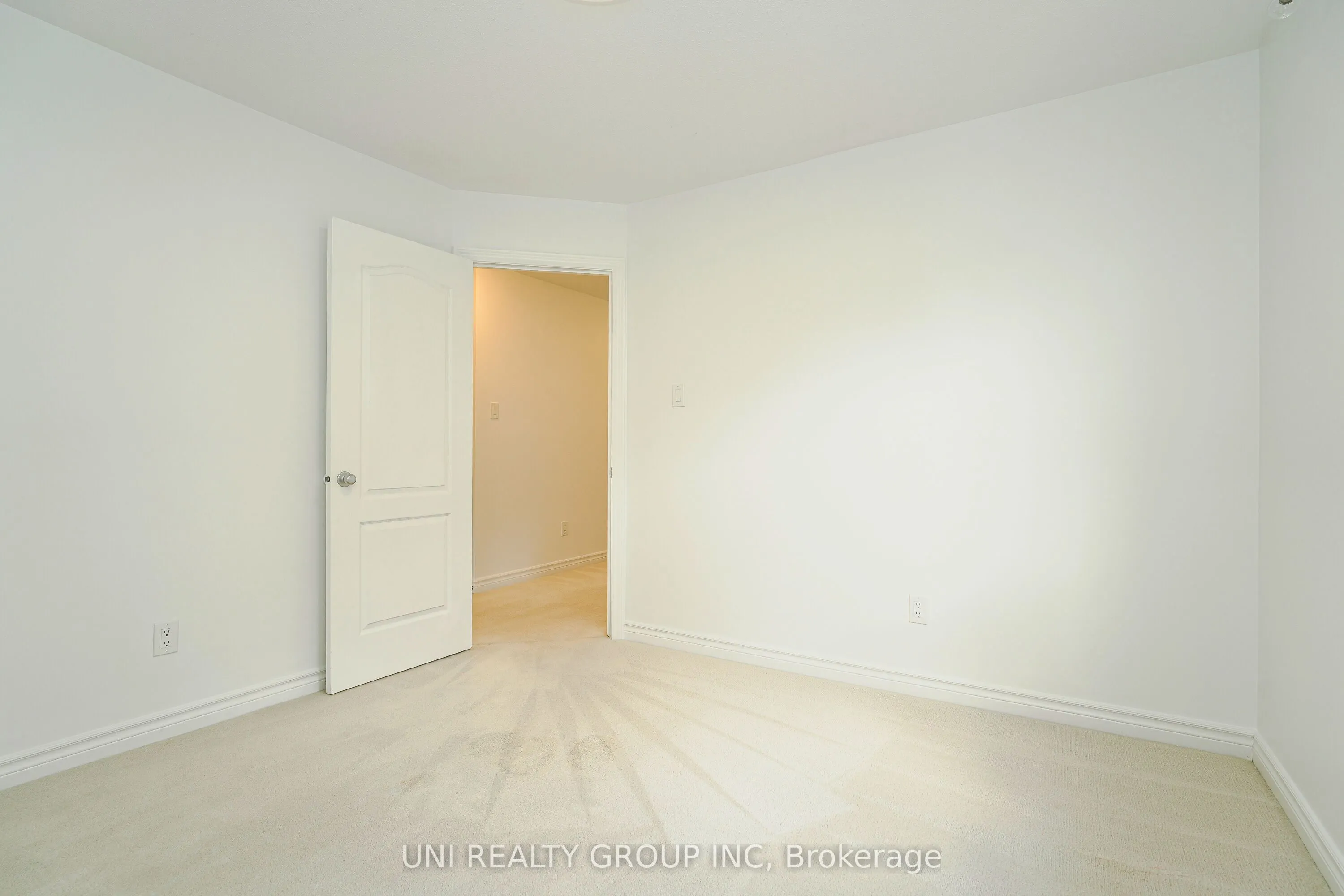 180 HIGHBURY PARK Drive