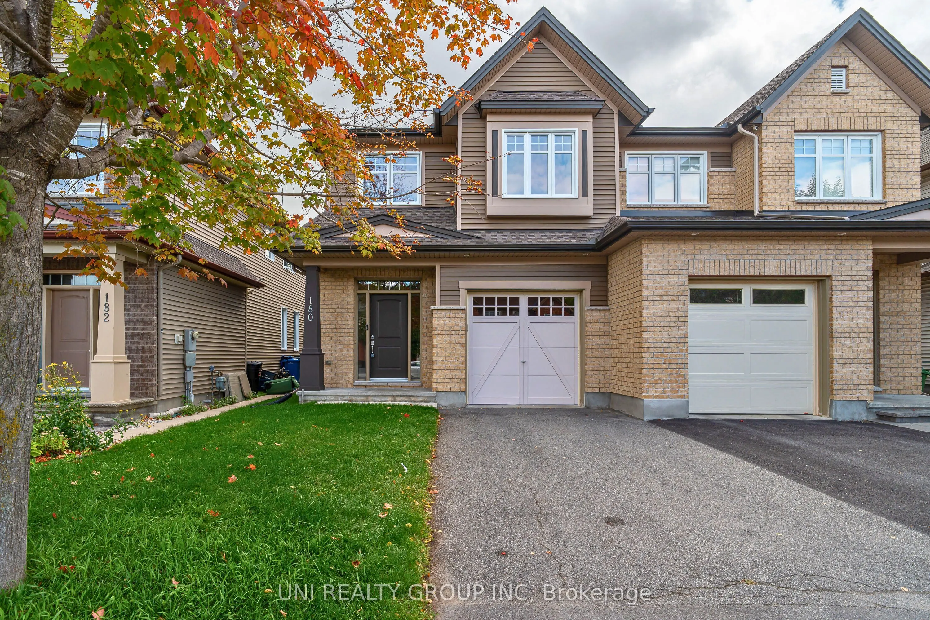 180 HIGHBURY PARK Drive