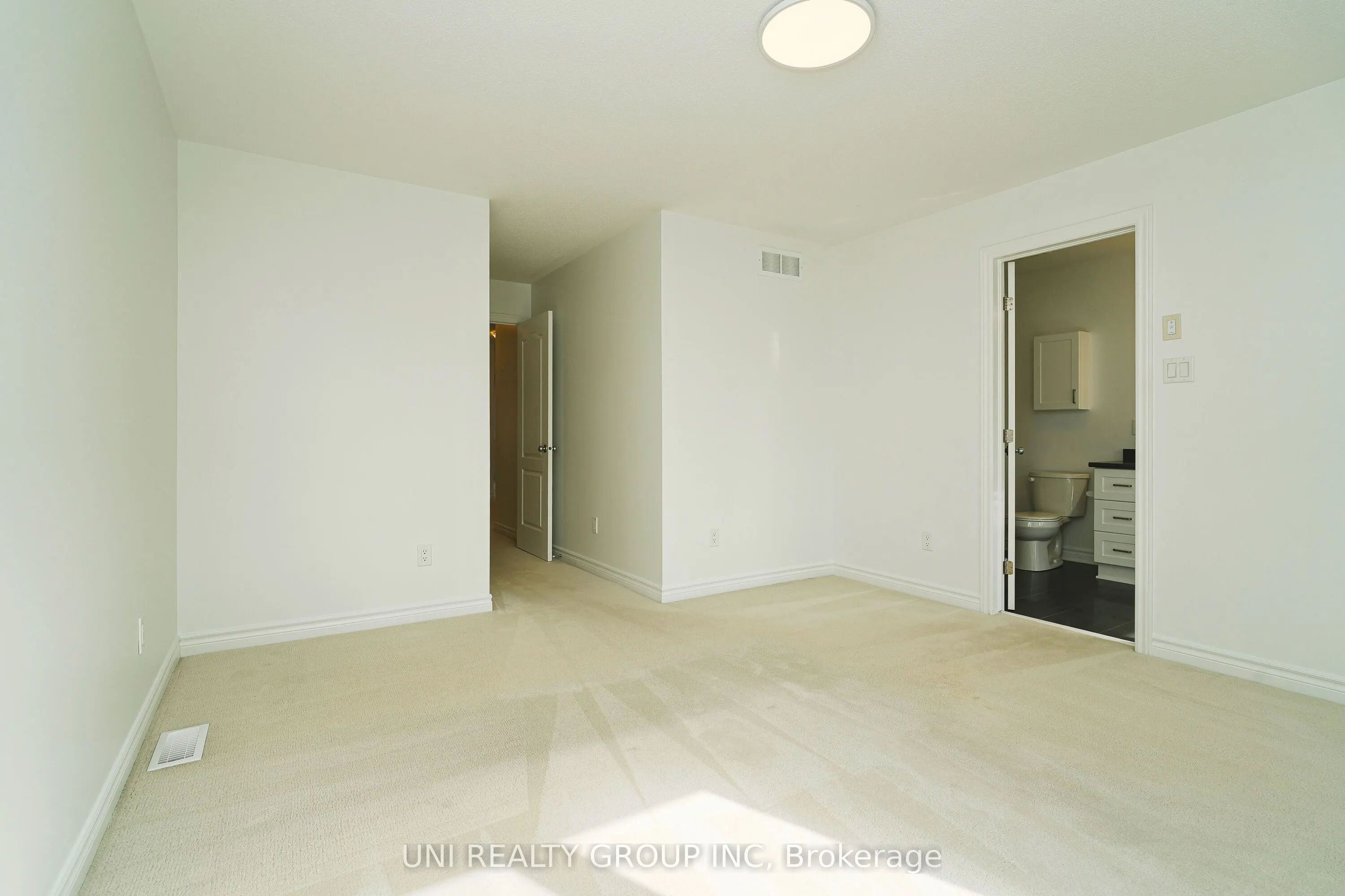 180 HIGHBURY PARK Drive