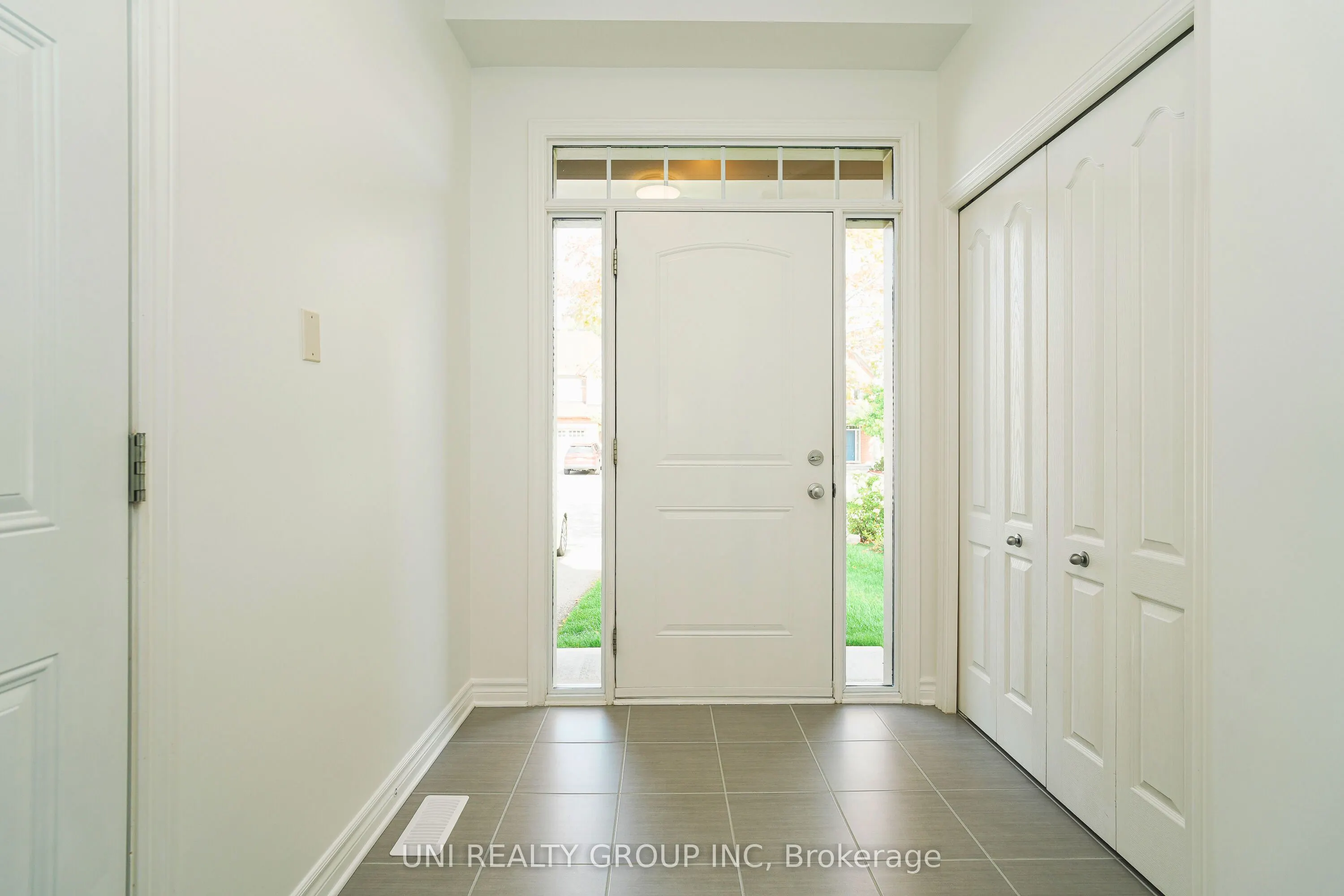 180 HIGHBURY PARK Drive