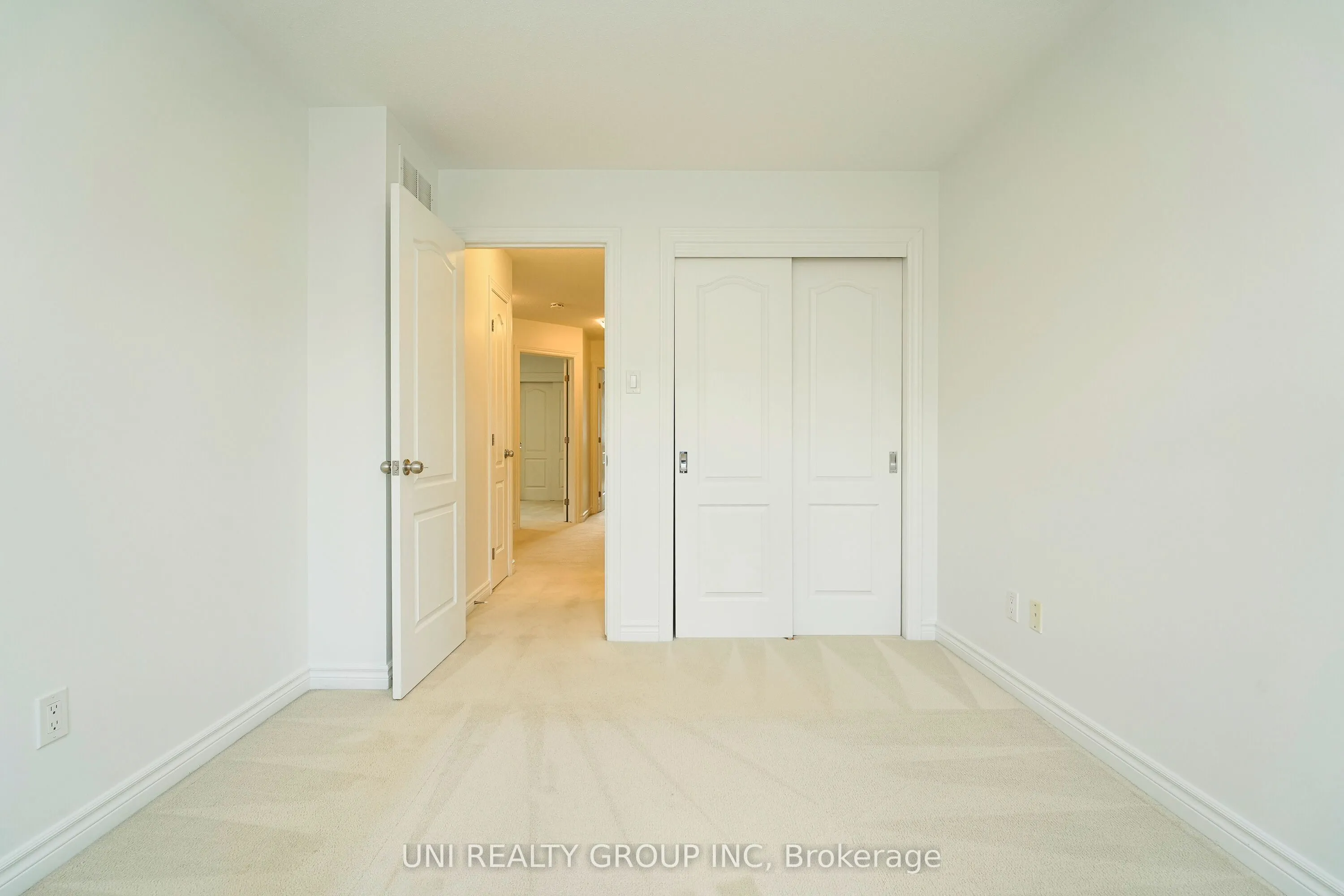 180 HIGHBURY PARK Drive