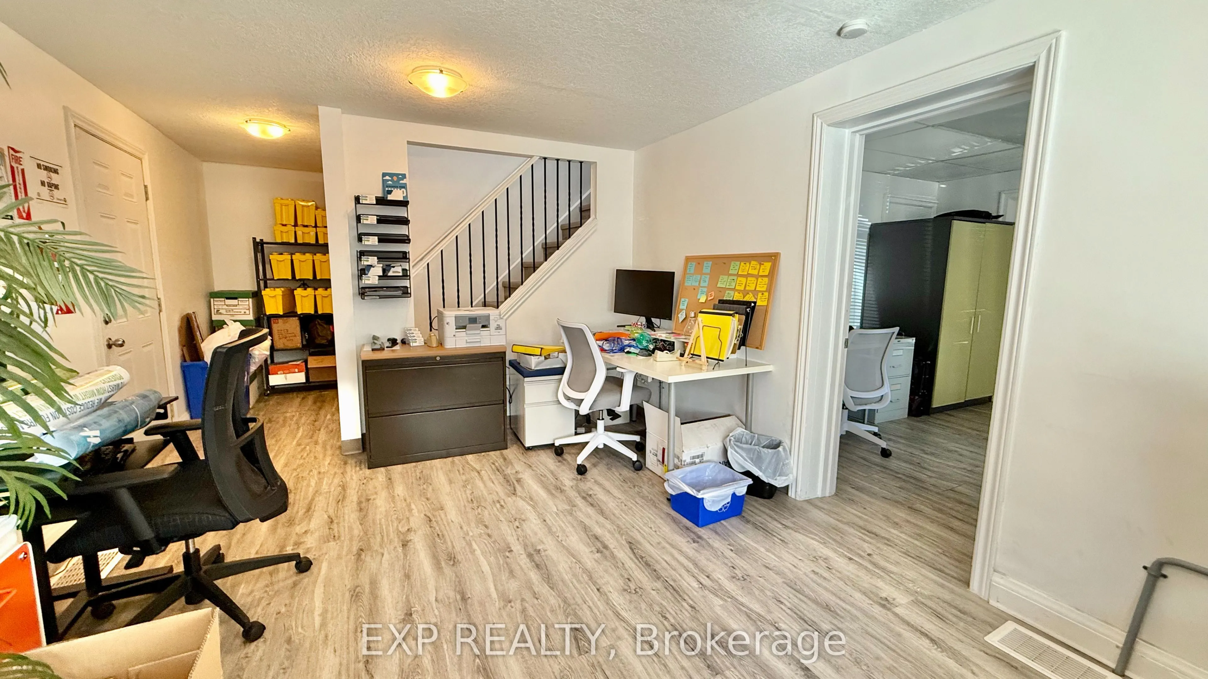 74 Queen Street N