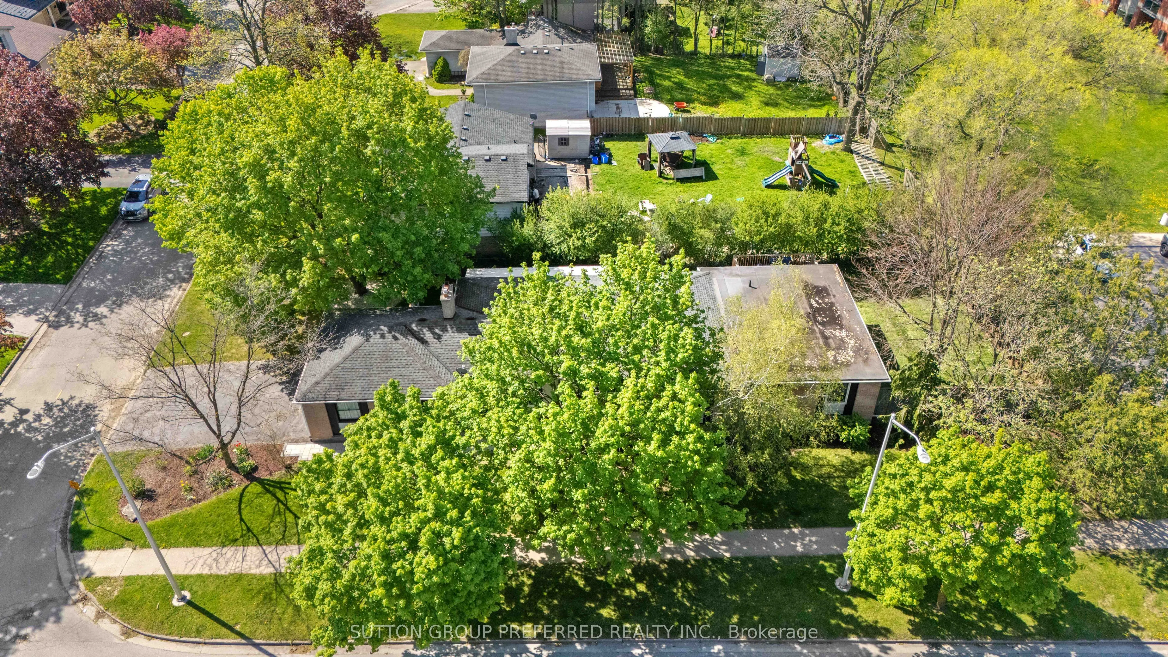 52 Stuyvesant Place
