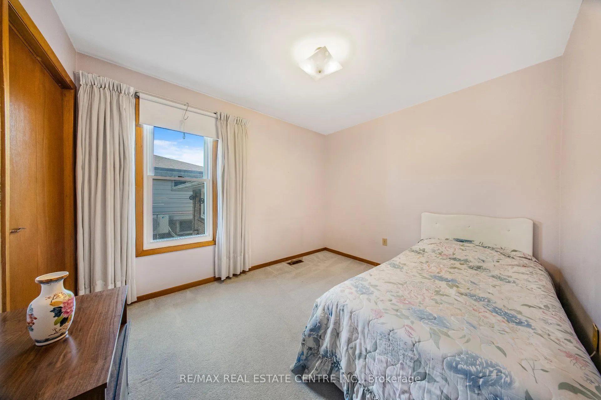 103 Forest Hill Crescent
