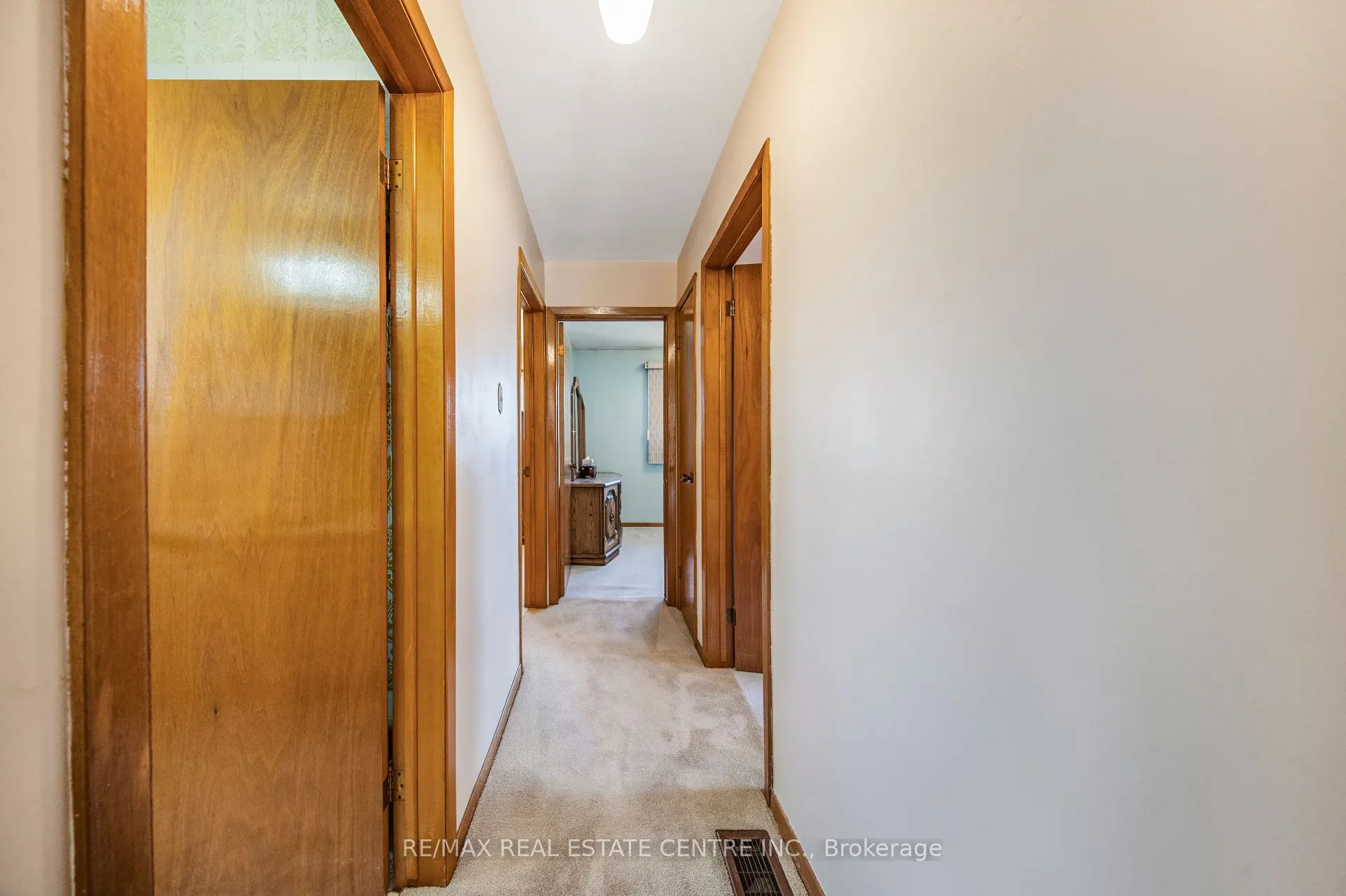 103 Forest Hill Crescent