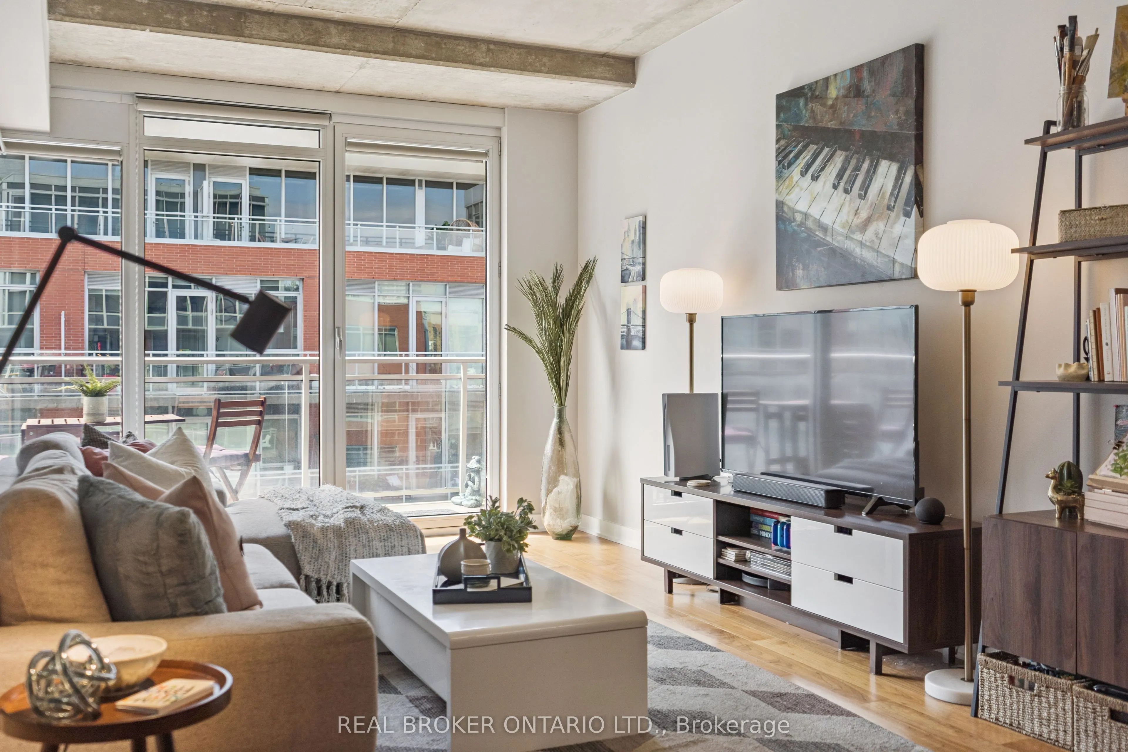 349 Mcleod Street, #623