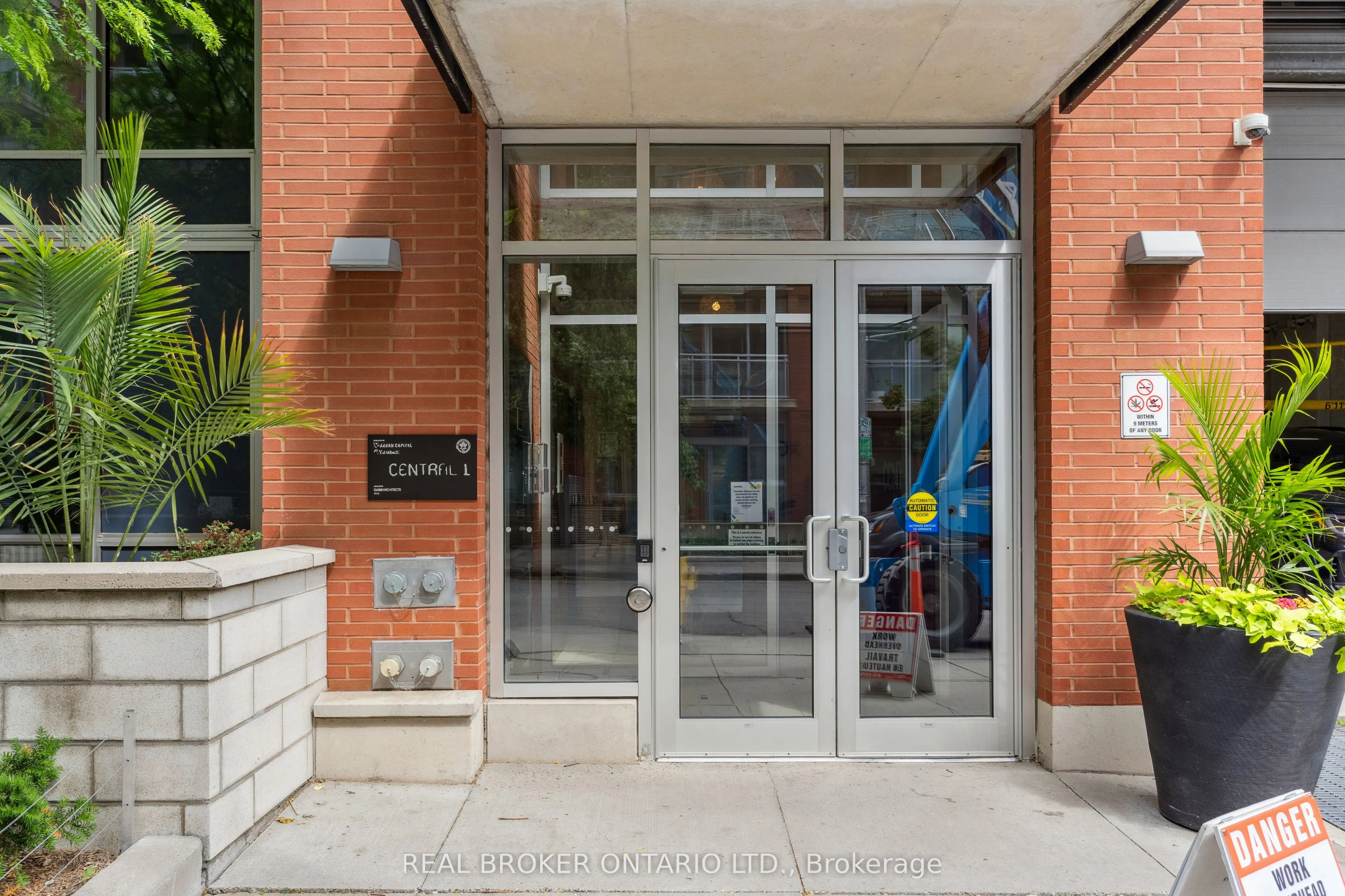349 Mcleod Street, #623