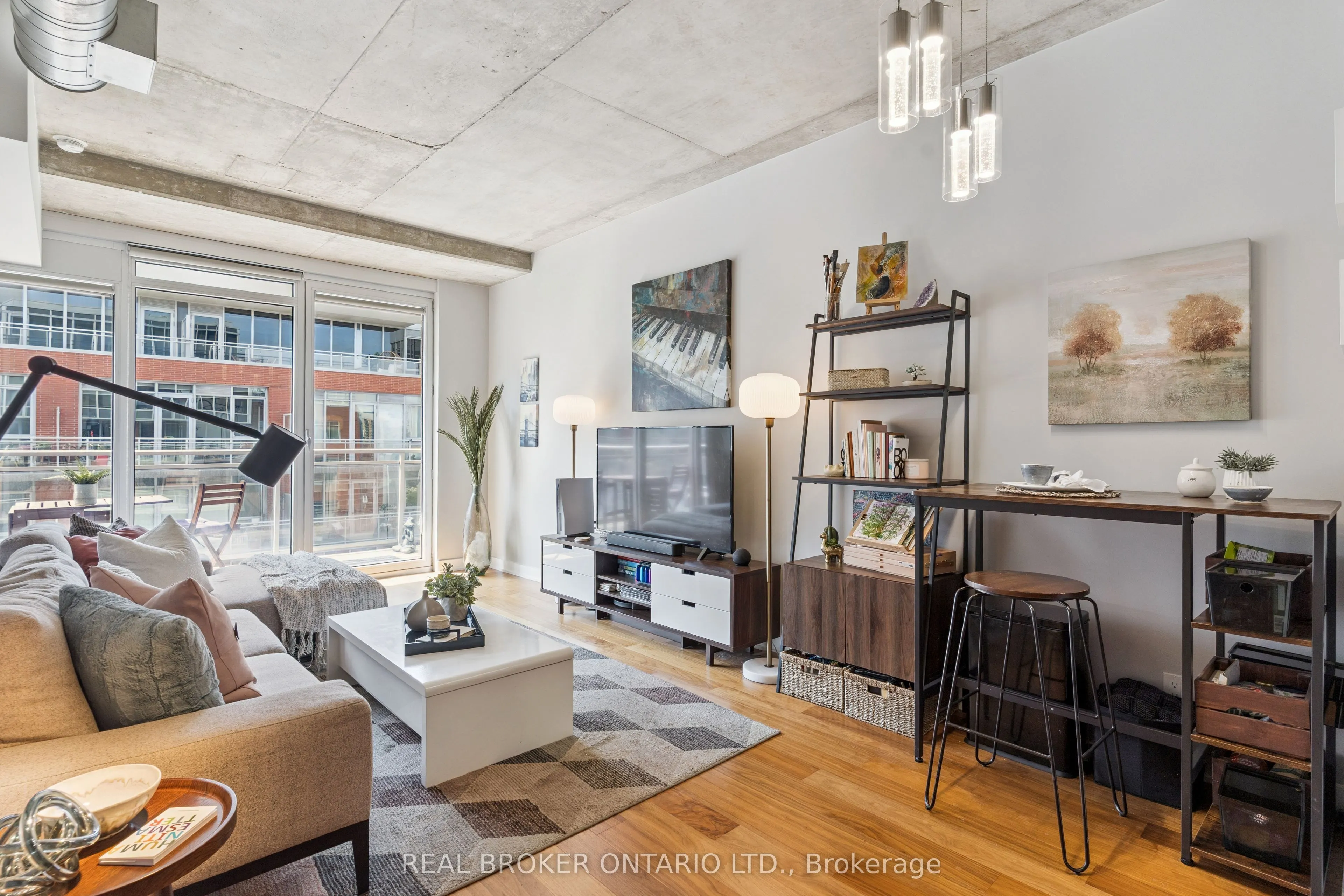 349 Mcleod Street, #623