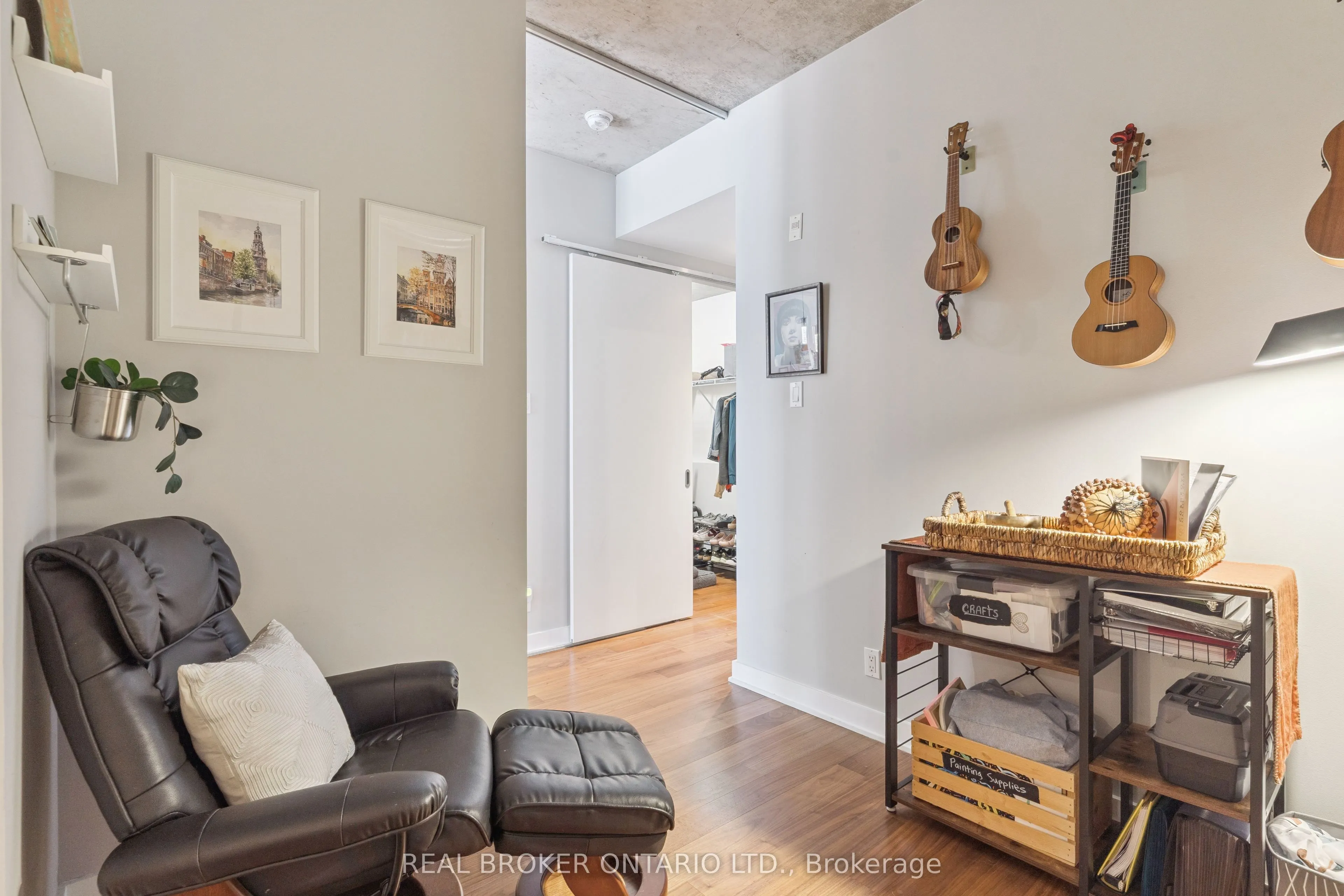349 Mcleod Street, #623