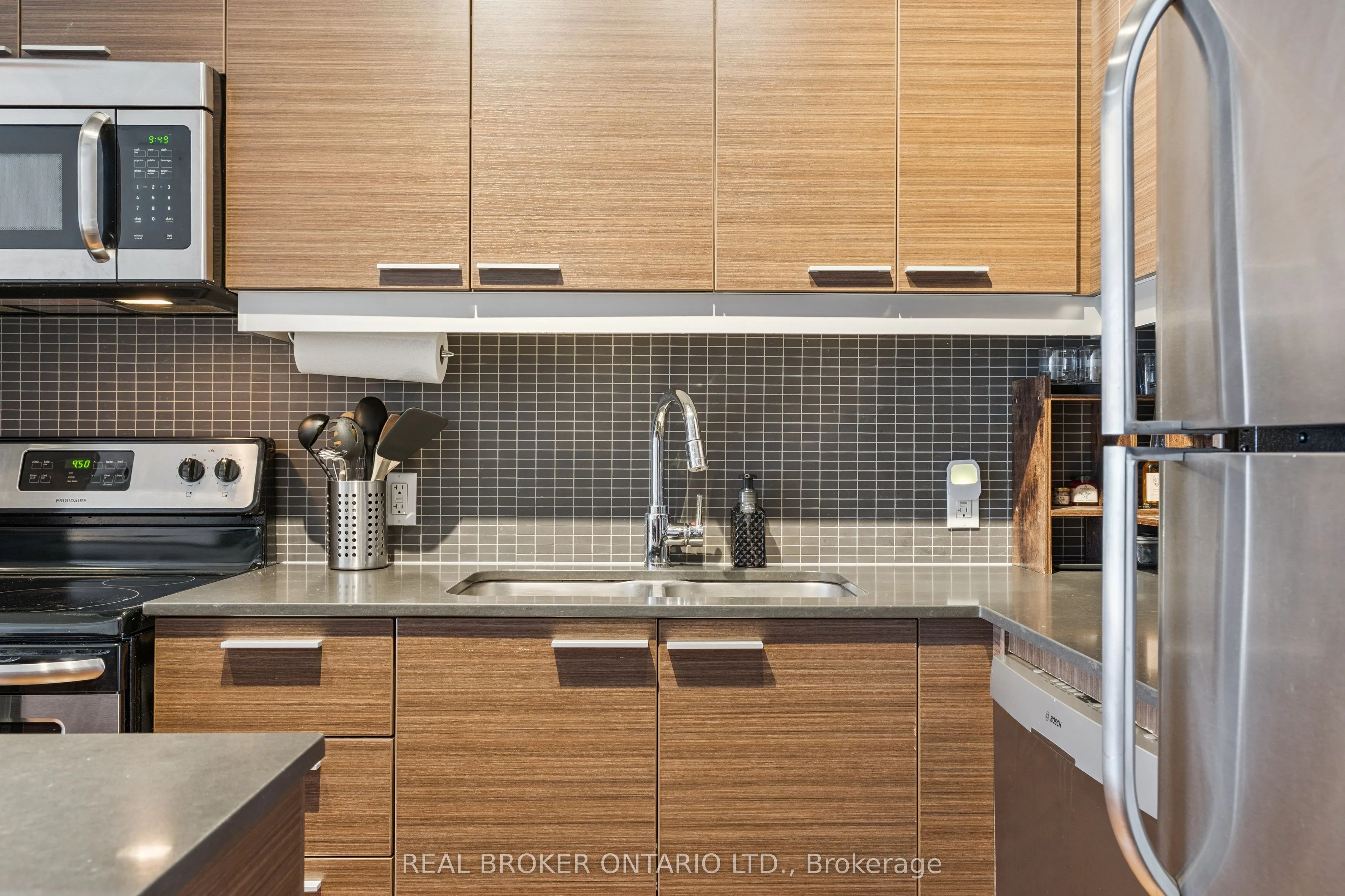 349 Mcleod Street, #623