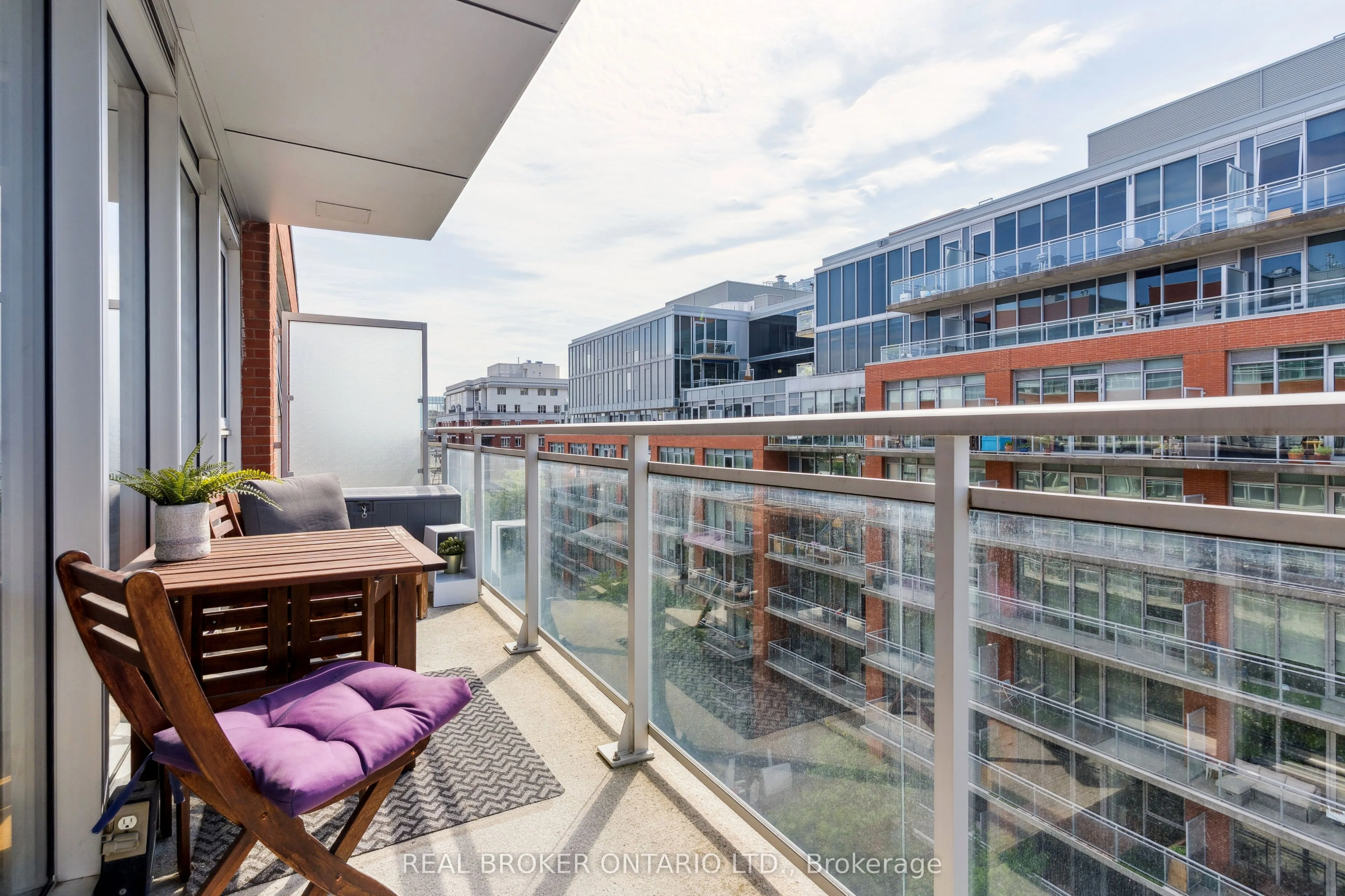 349 Mcleod Street, #623