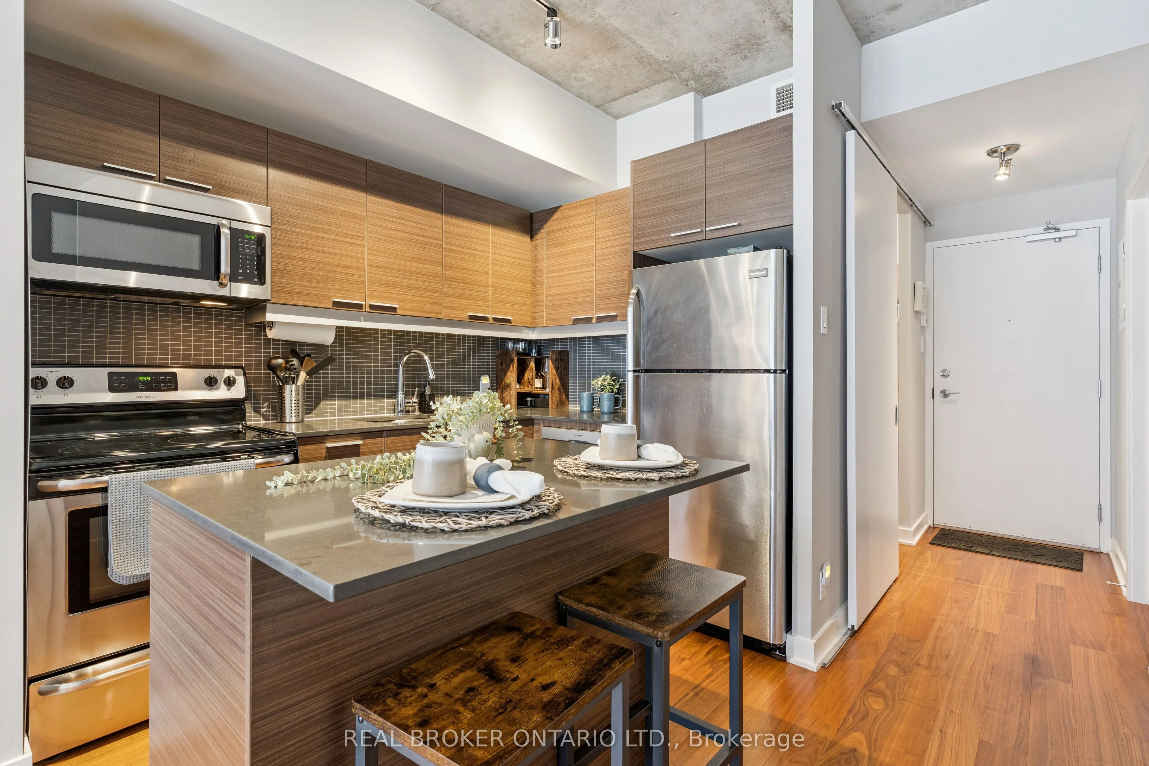 349 Mcleod Street, #623
