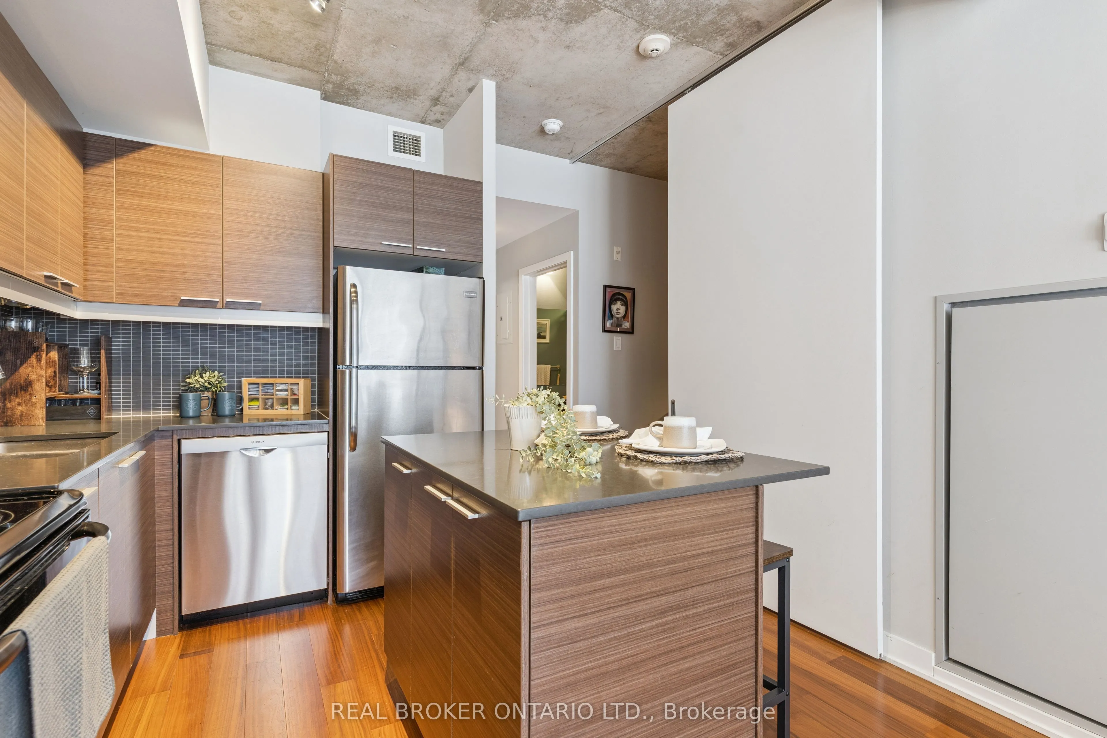 349 Mcleod Street, #623
