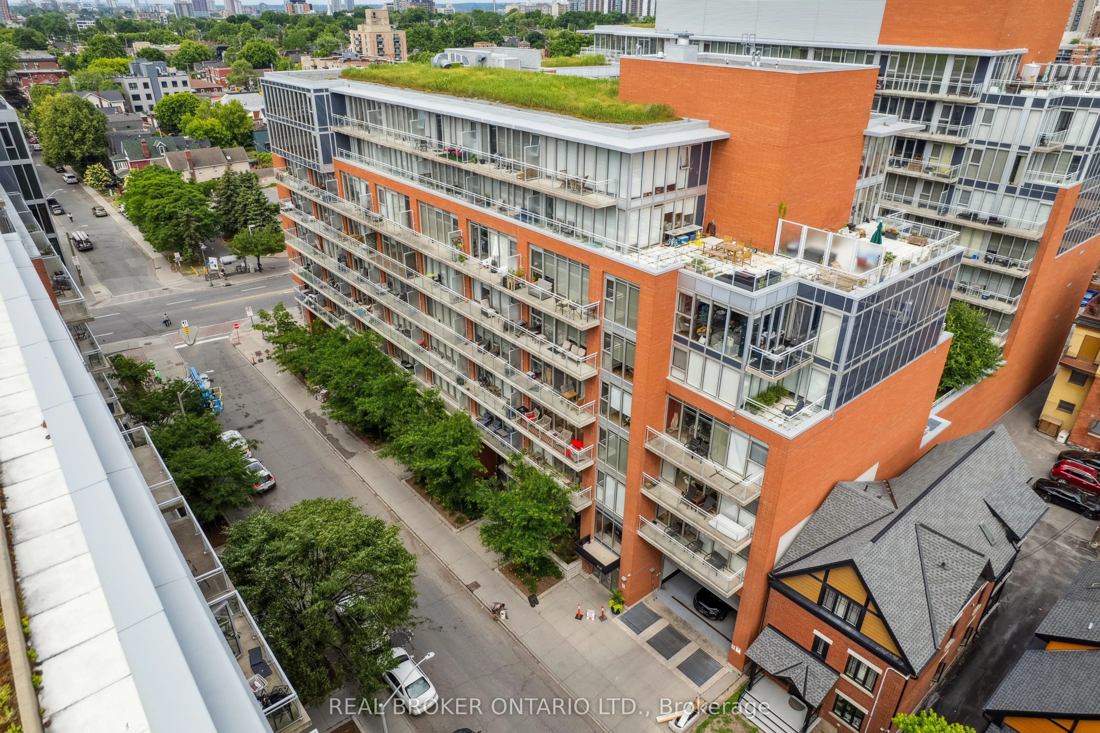 349 Mcleod Street, #623