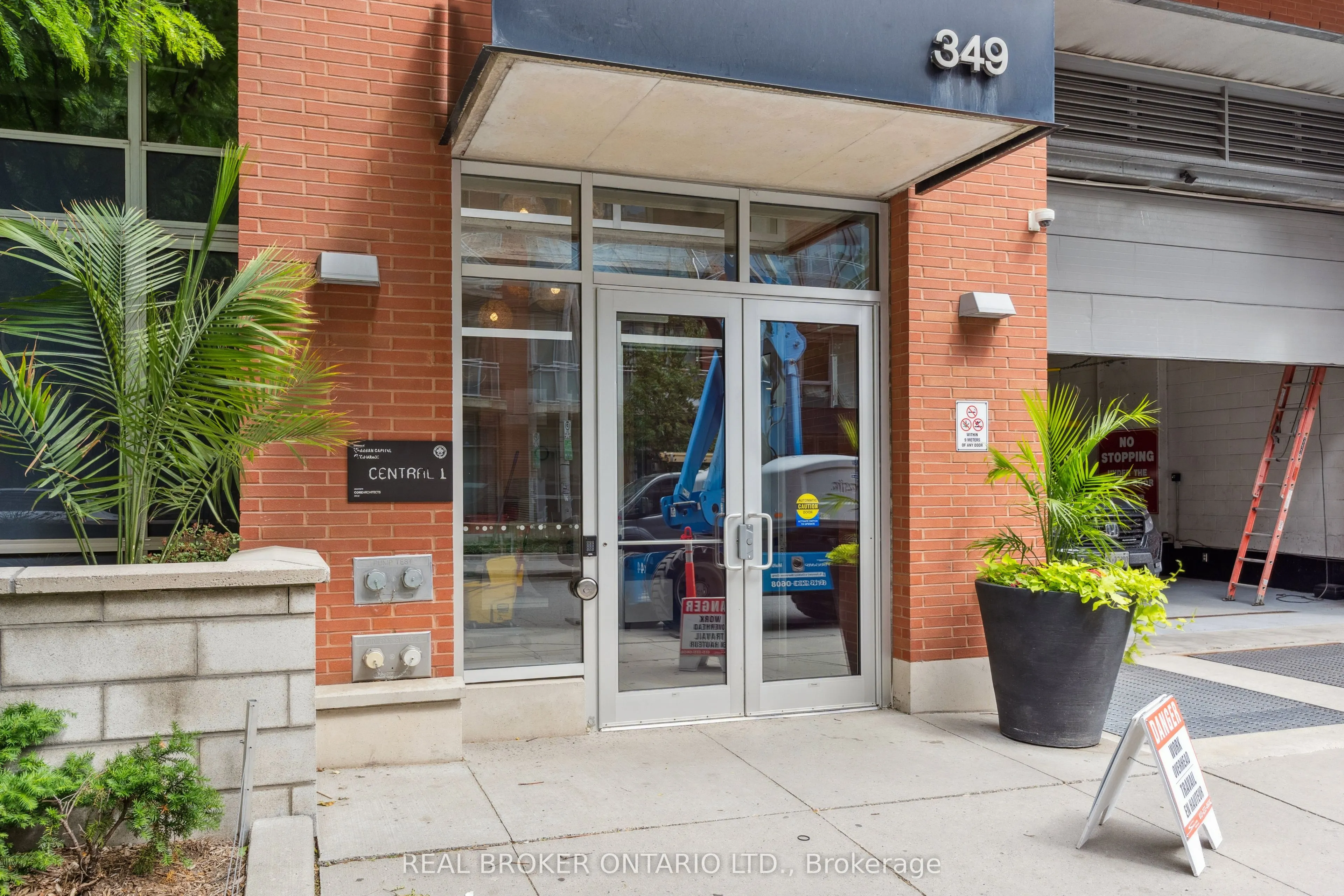 349 Mcleod Street, #623