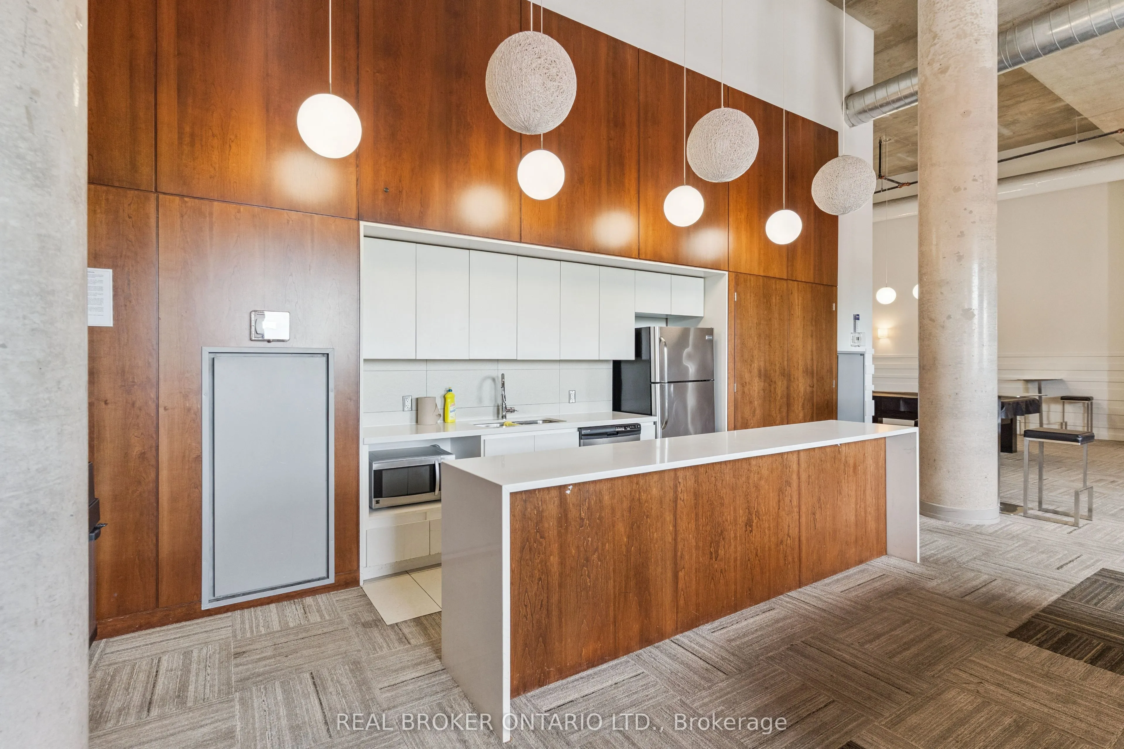 349 Mcleod Street, #623