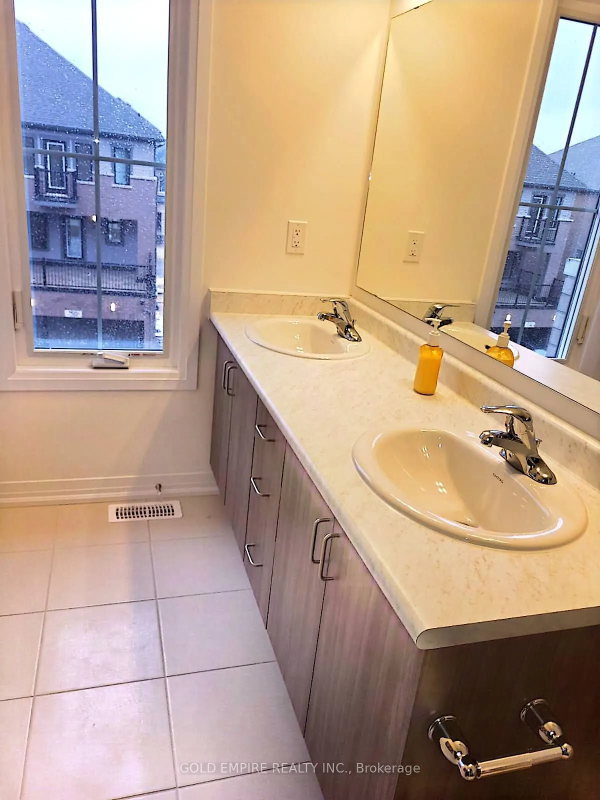 400 Newman Drive, #23