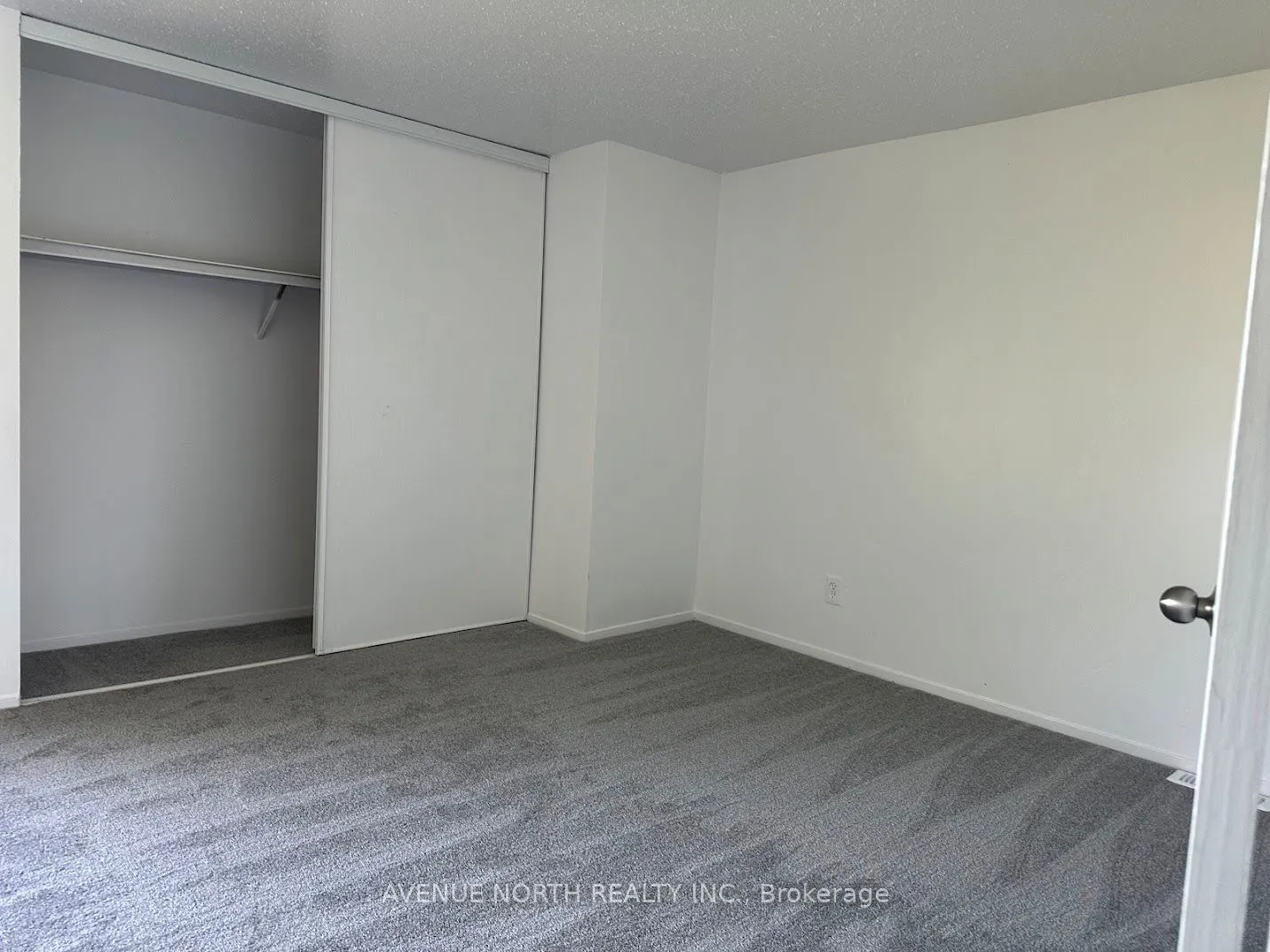 1790 Dondale St, Street, #67