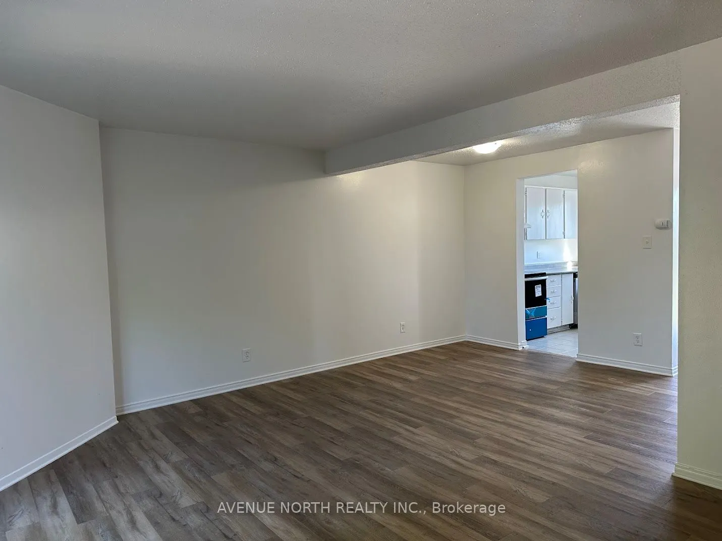 1790 Dondale St, Street, #67