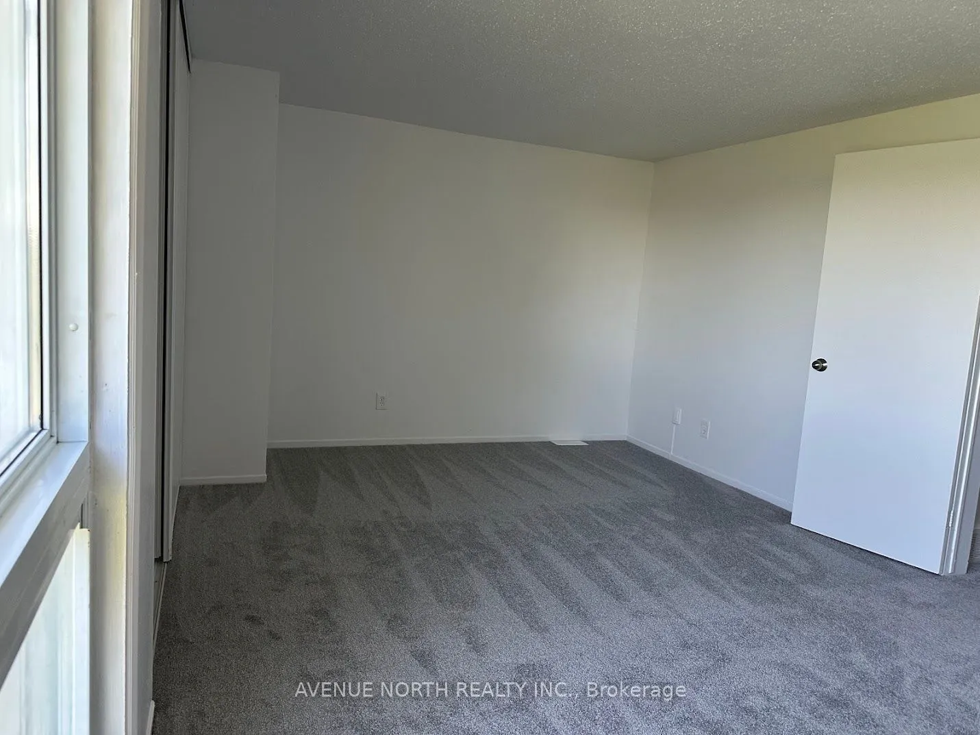 1790 Dondale St, Street, #67