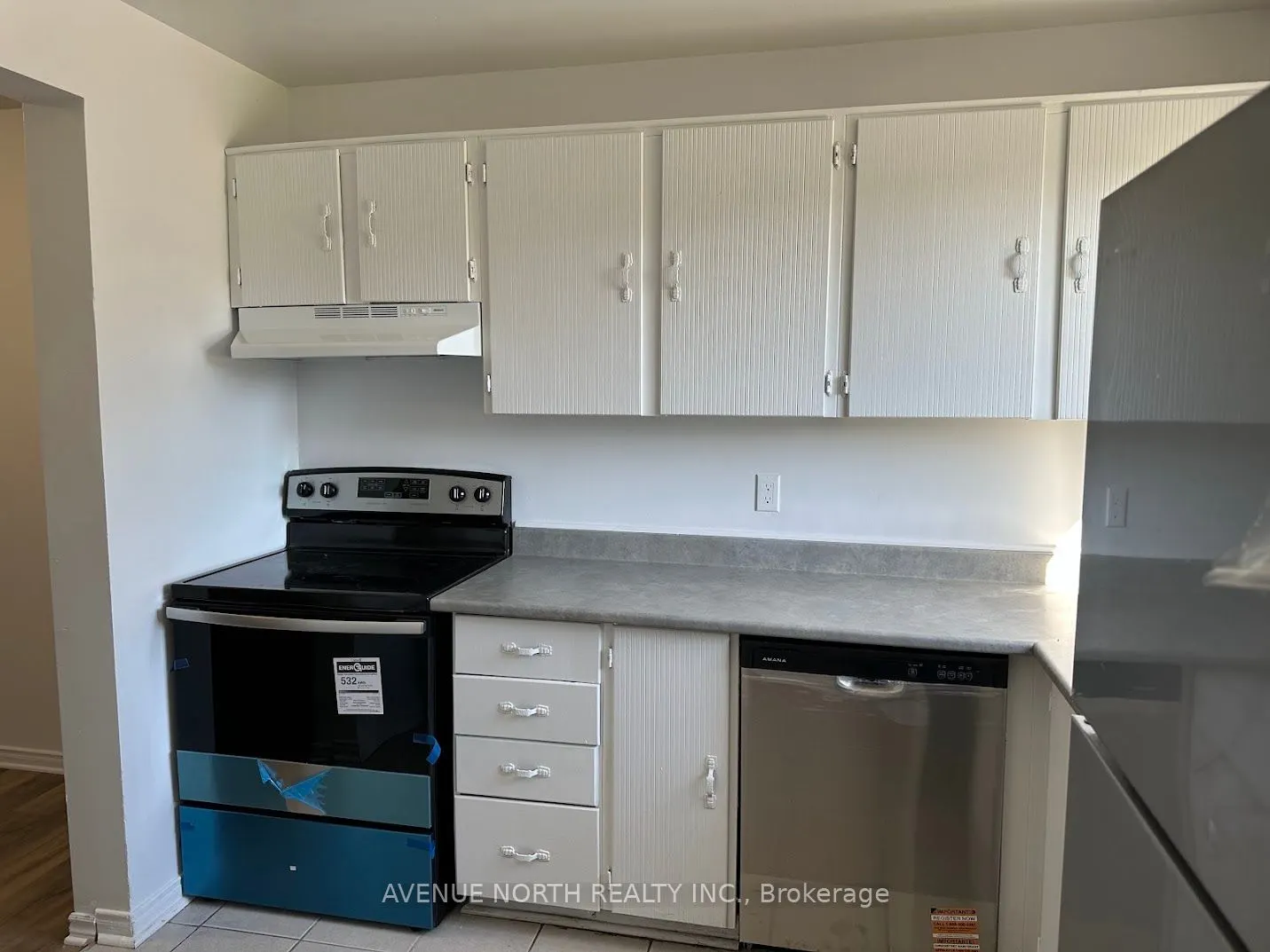 1790 Dondale St, Street, #67