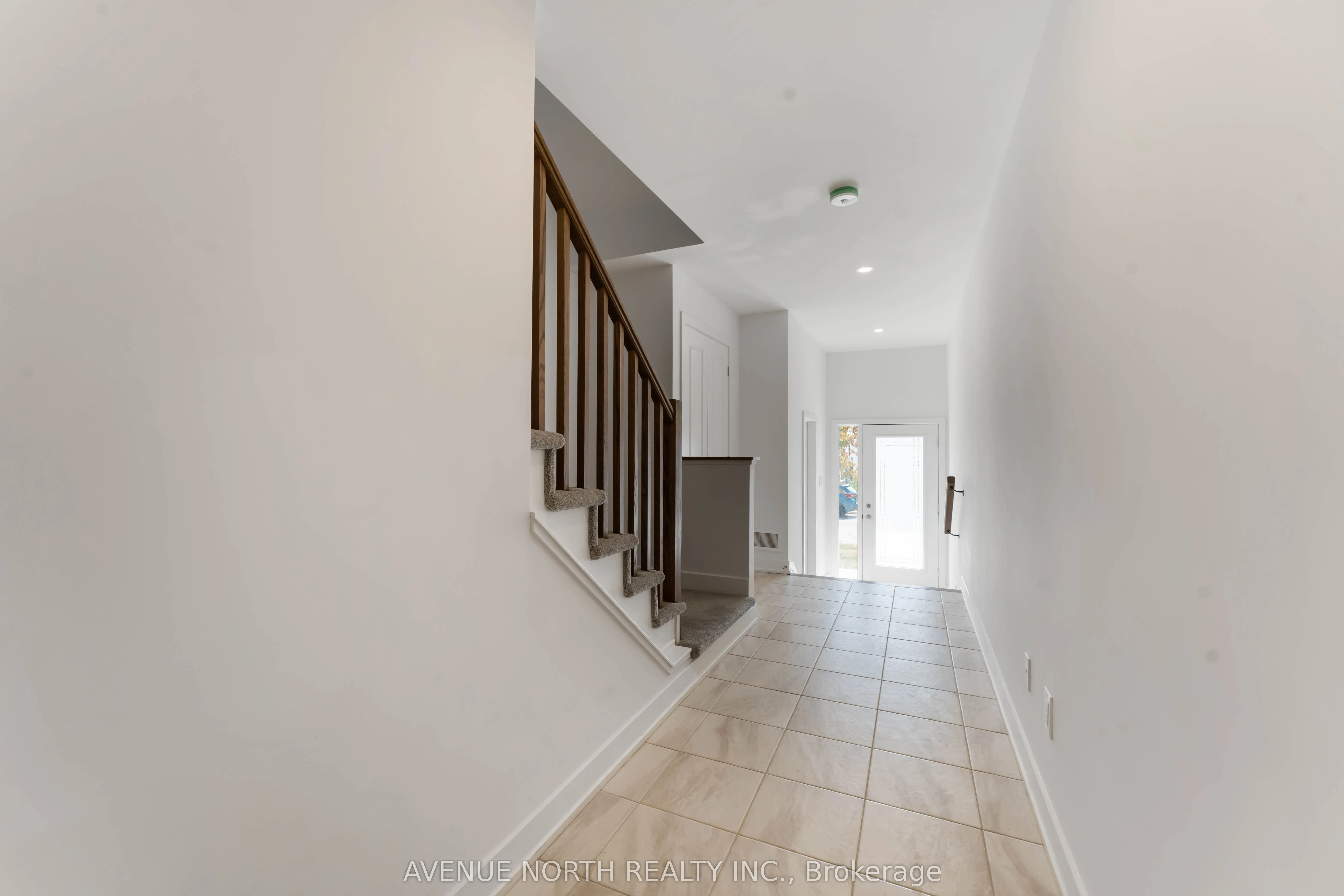 870 Anciano Crescent