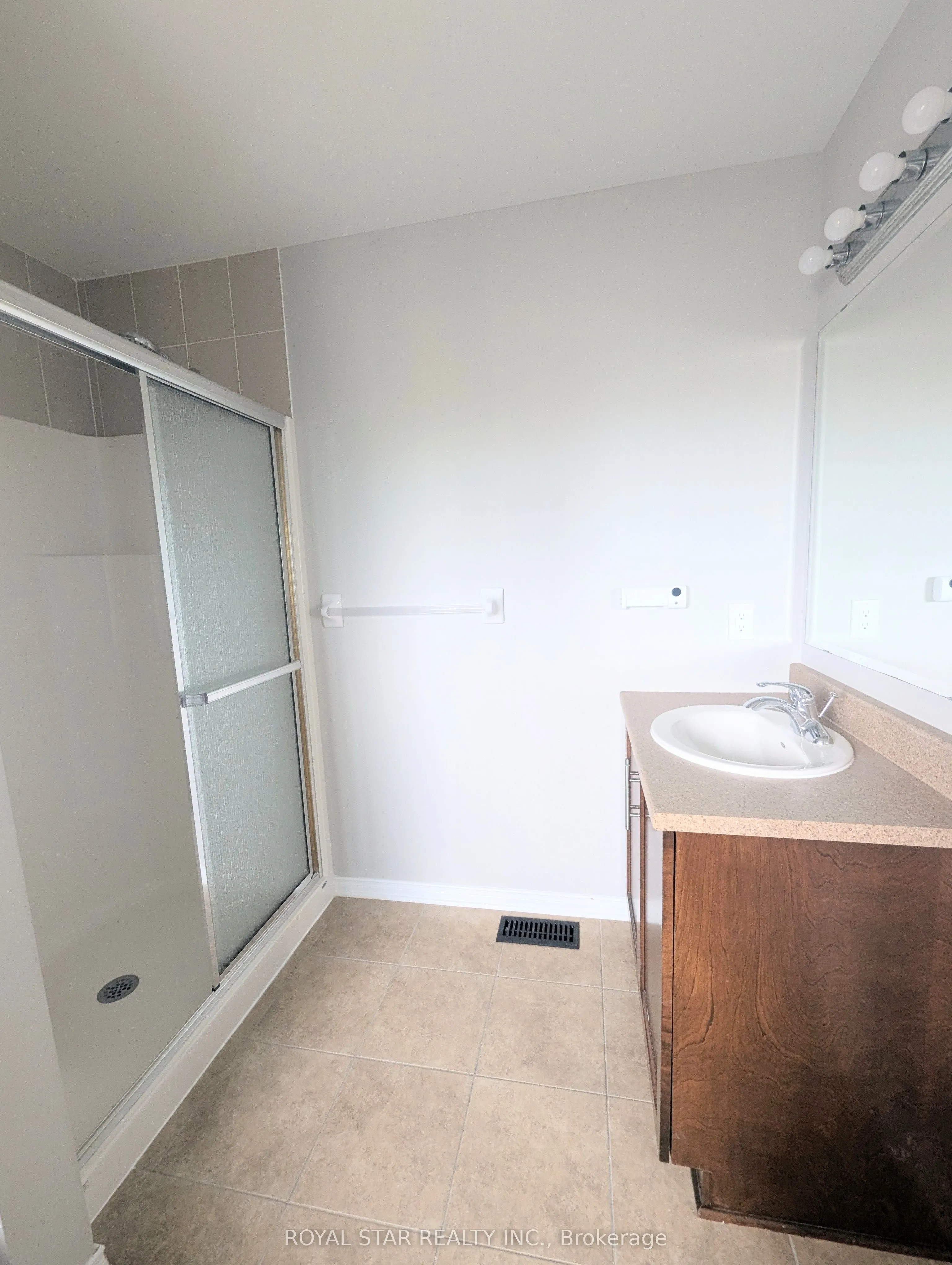 1543 Carronbridge Circle
