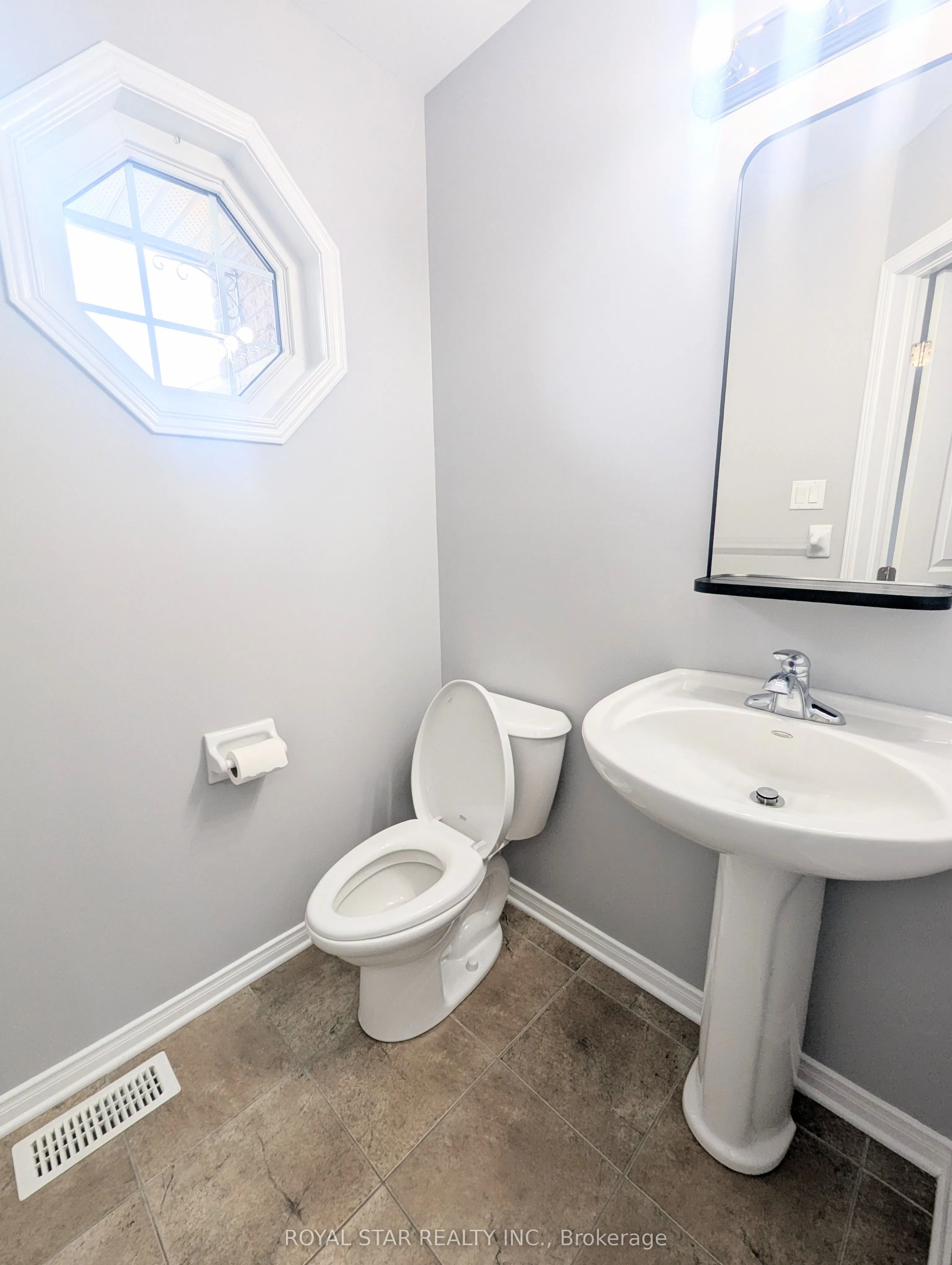 1543 Carronbridge Circle