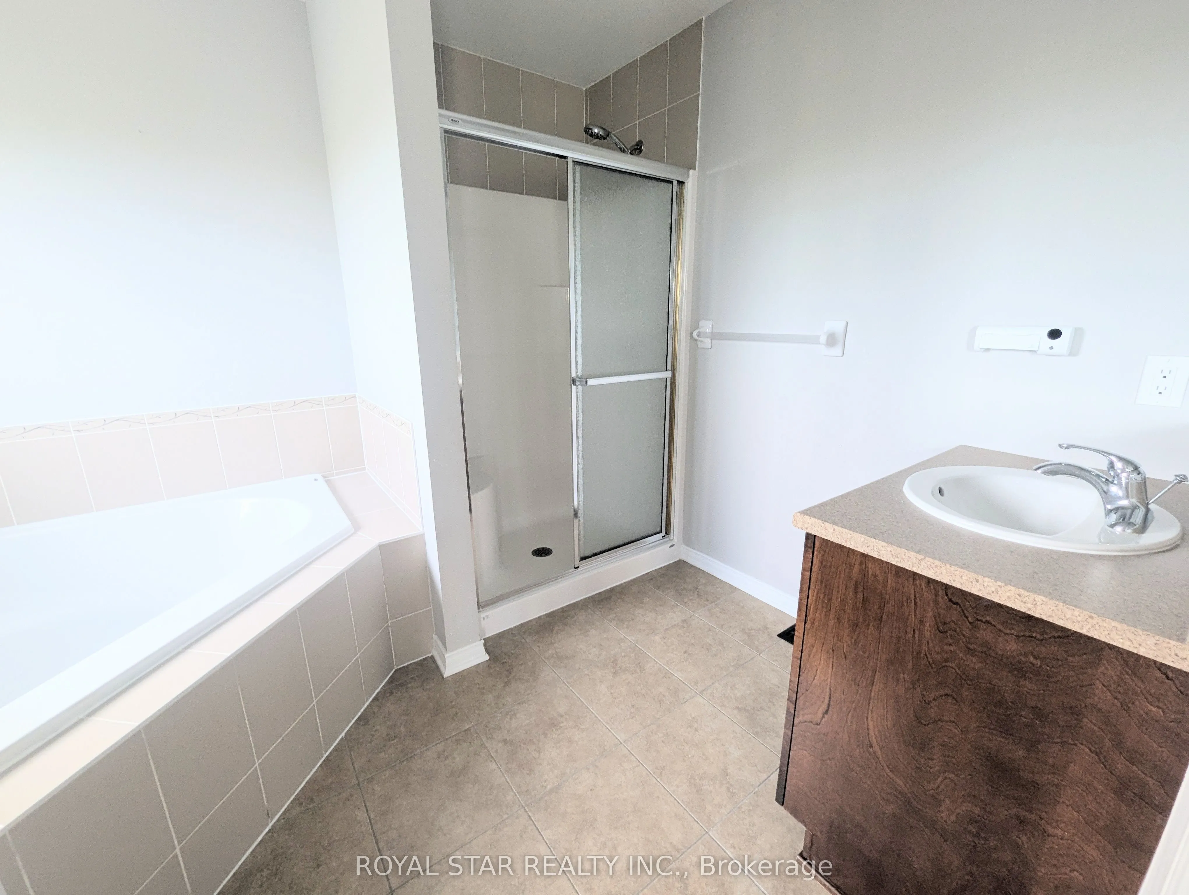 1543 Carronbridge Circle