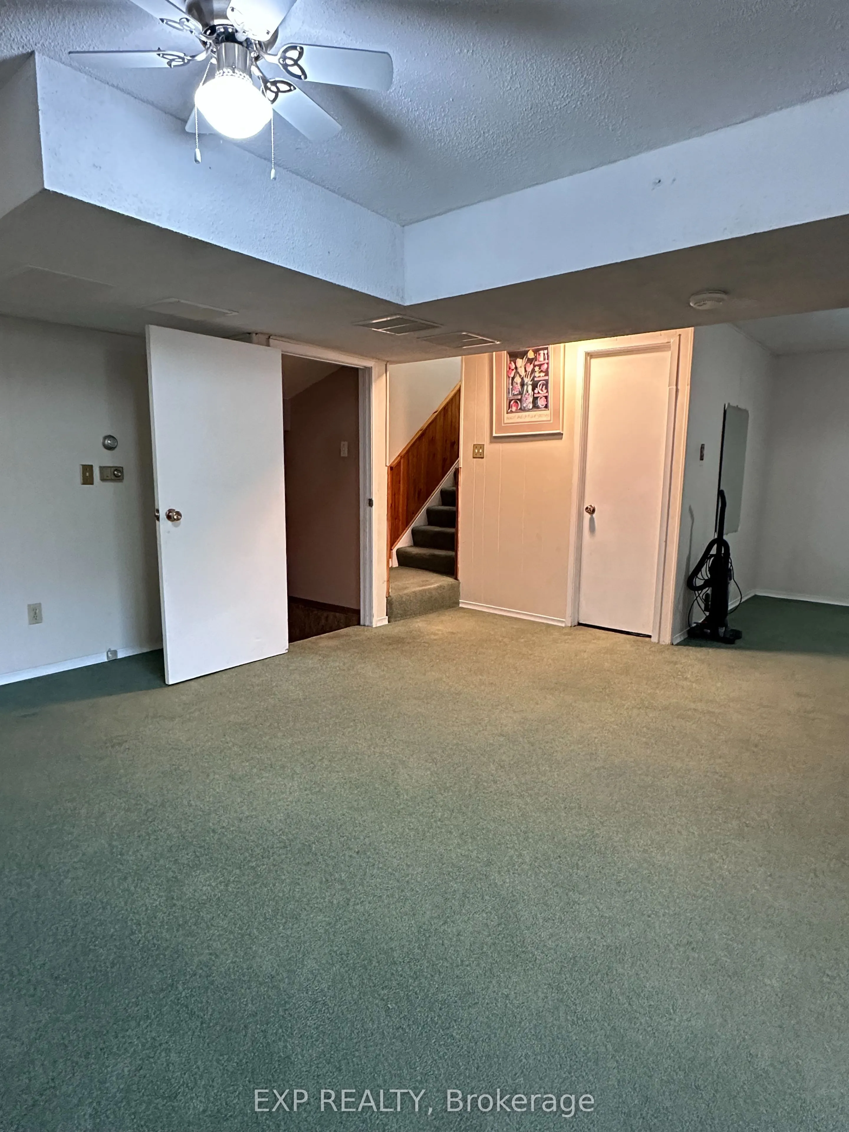 981 Jalna Boulevard