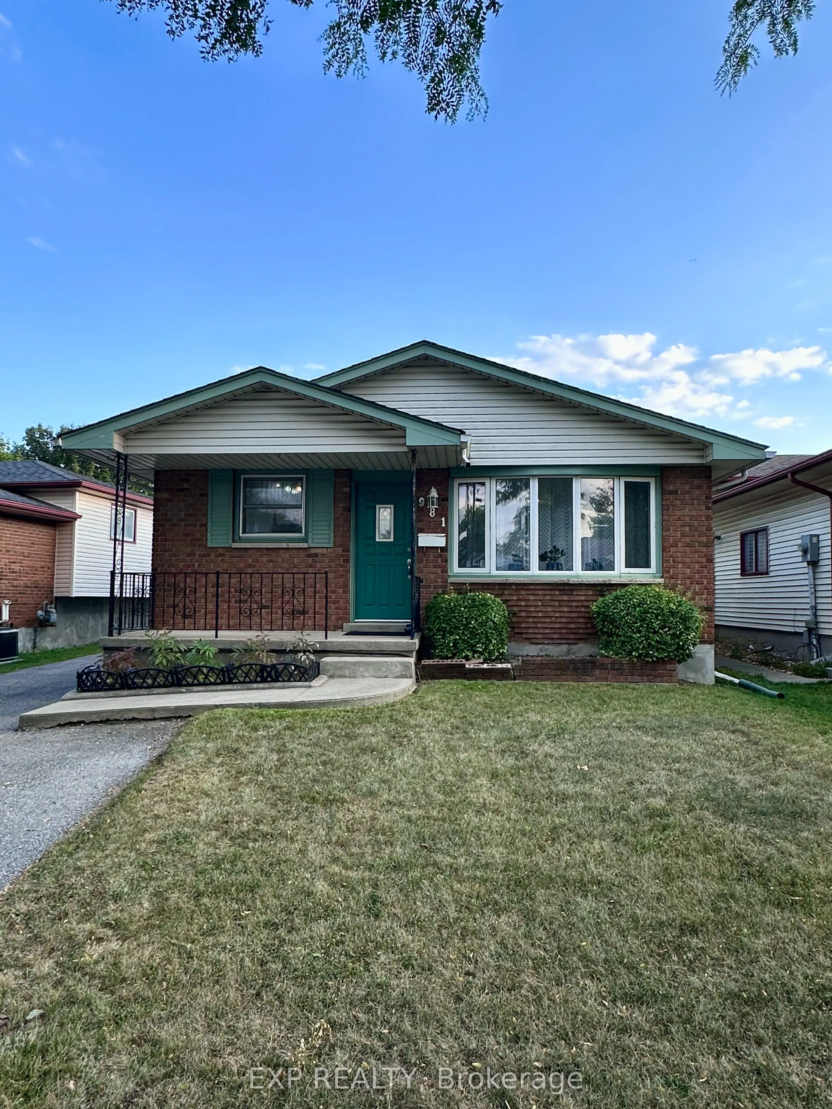 981 Jalna Boulevard