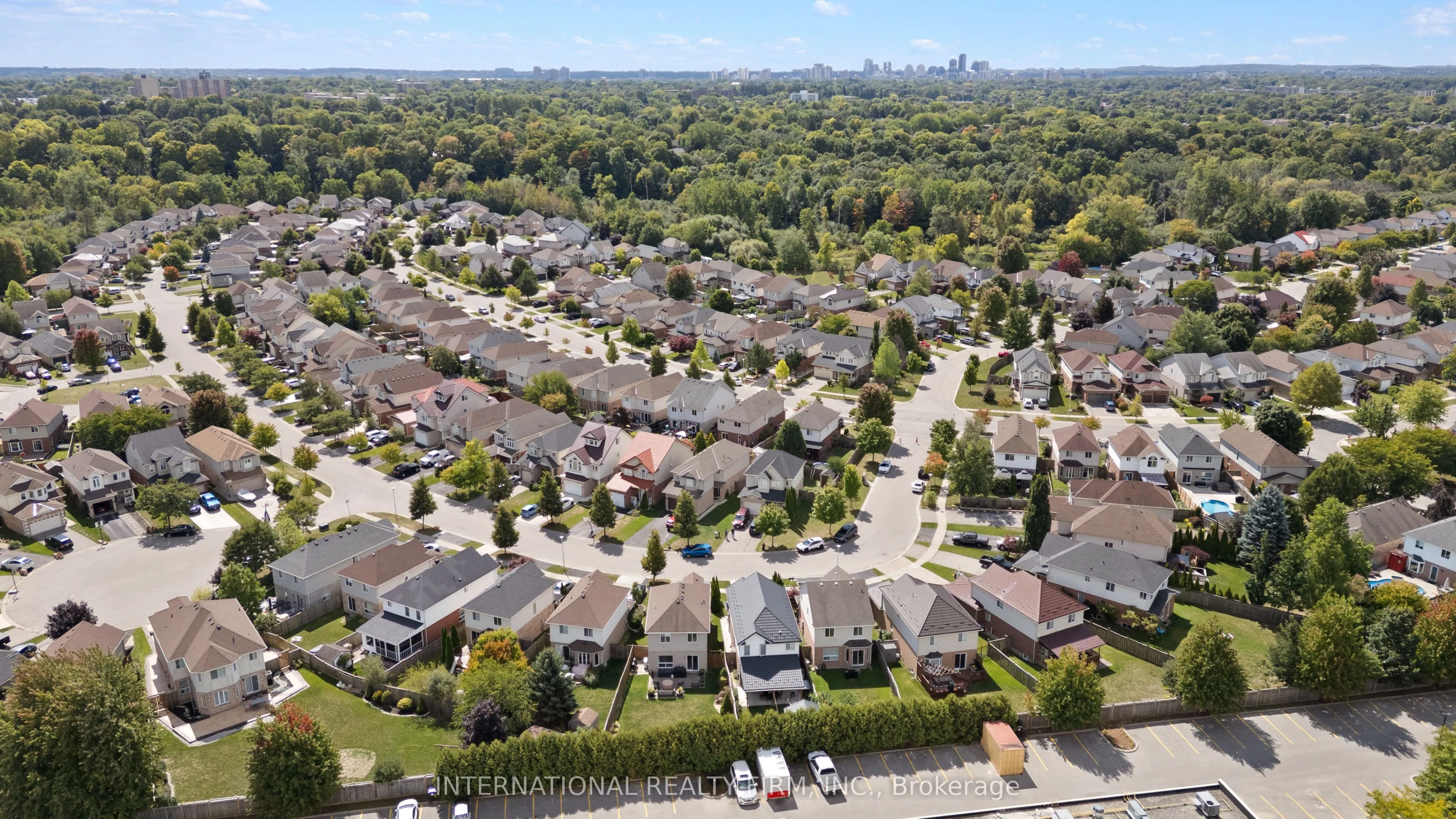 1055 CROSSCREEK Crescent