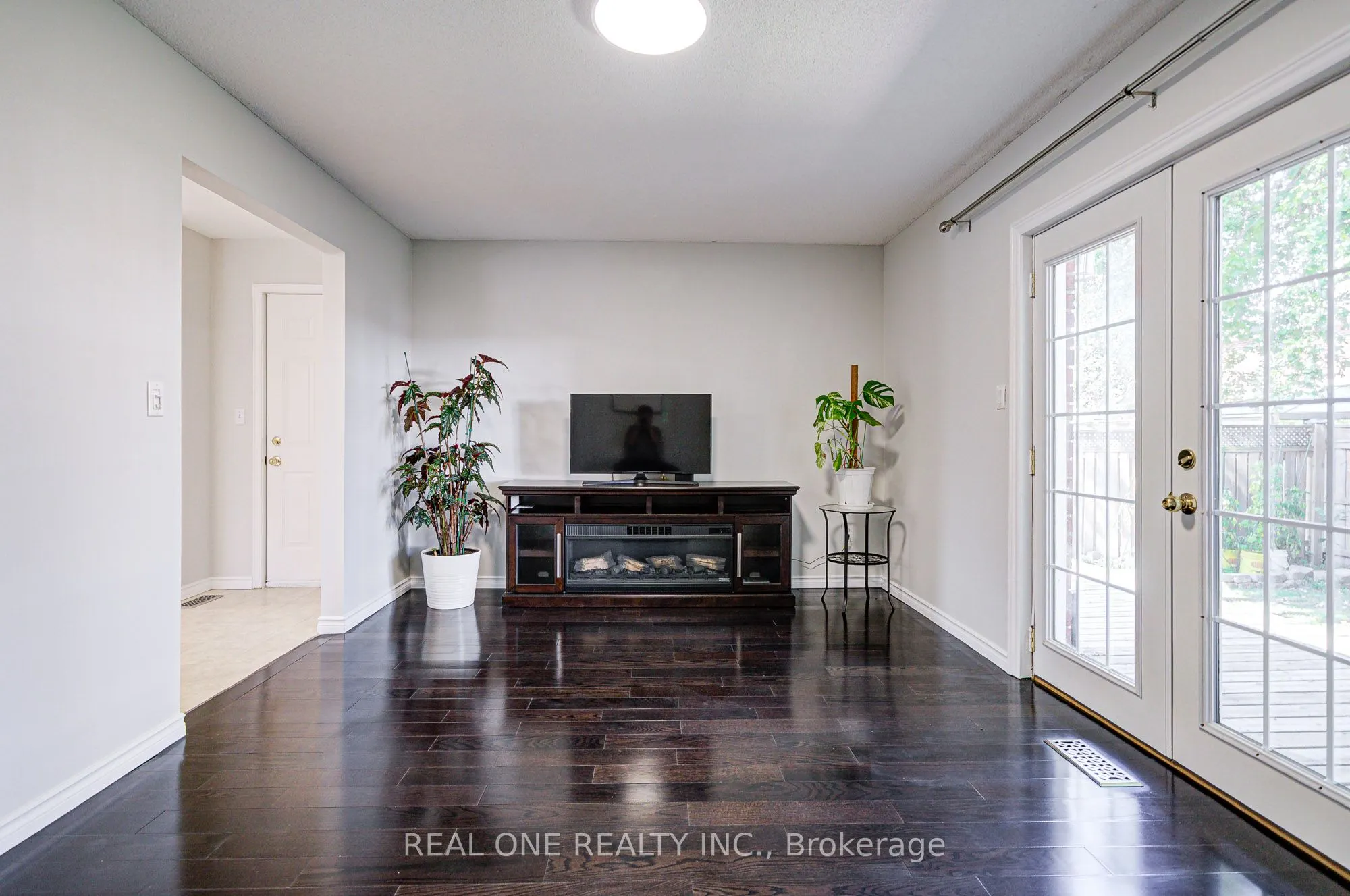 79 Lorenzo Drive