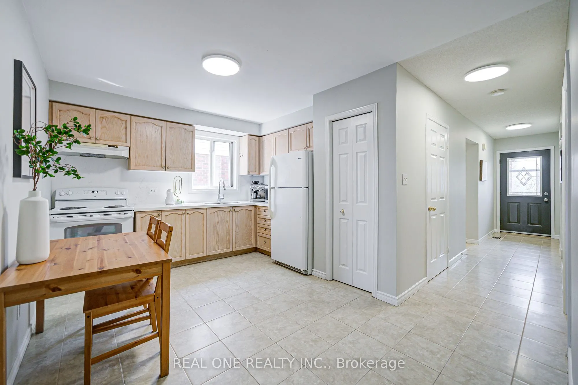 79 Lorenzo Drive