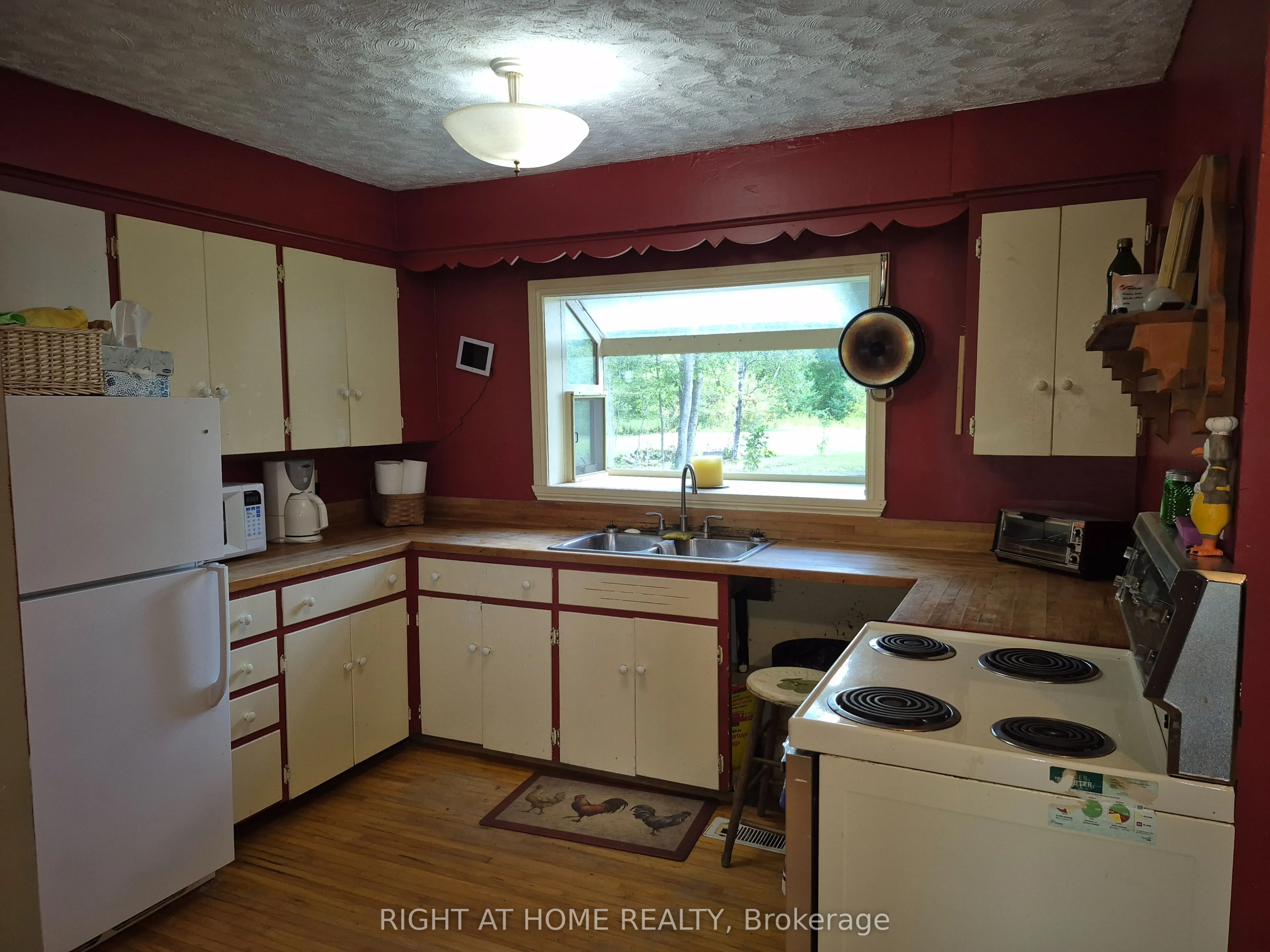 326 Calabogie Road