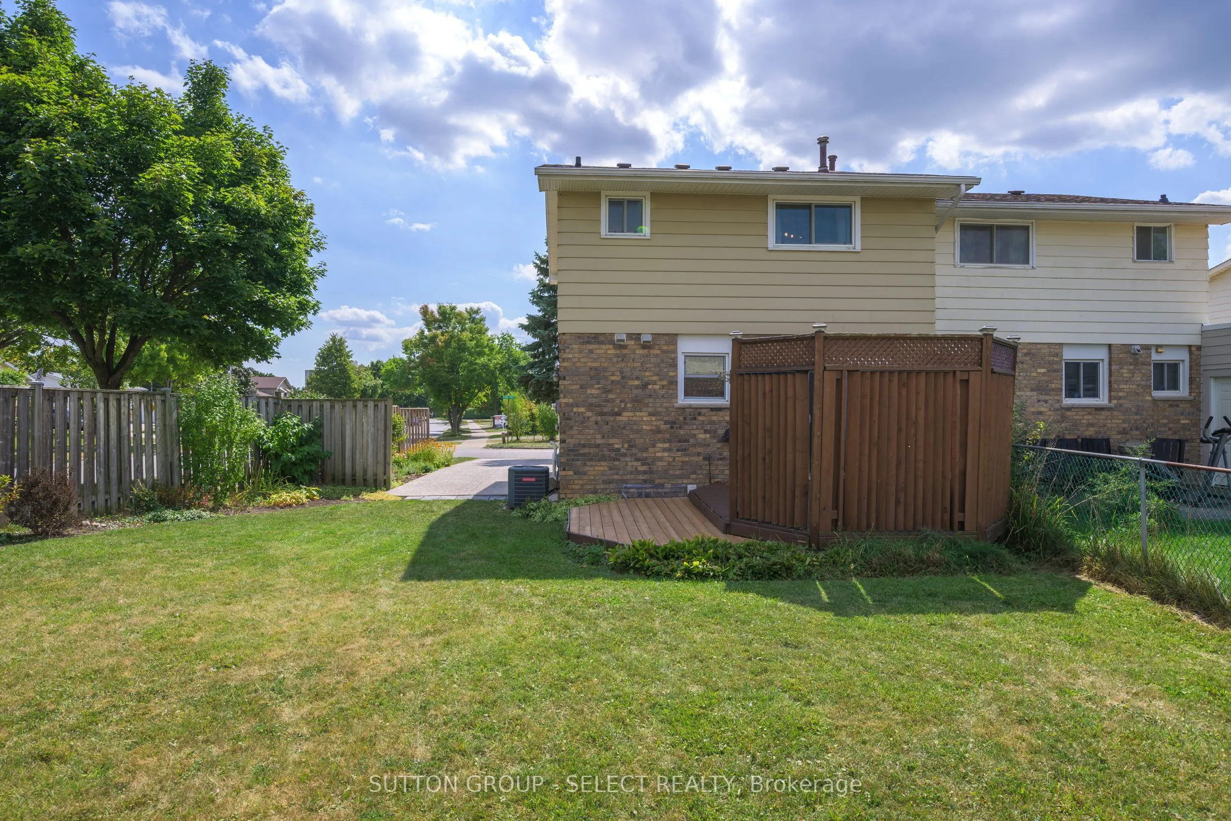 96 Elvira Crescent