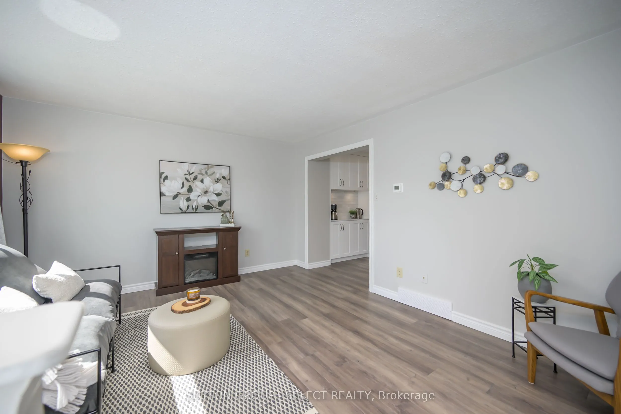 96 Elvira Crescent
